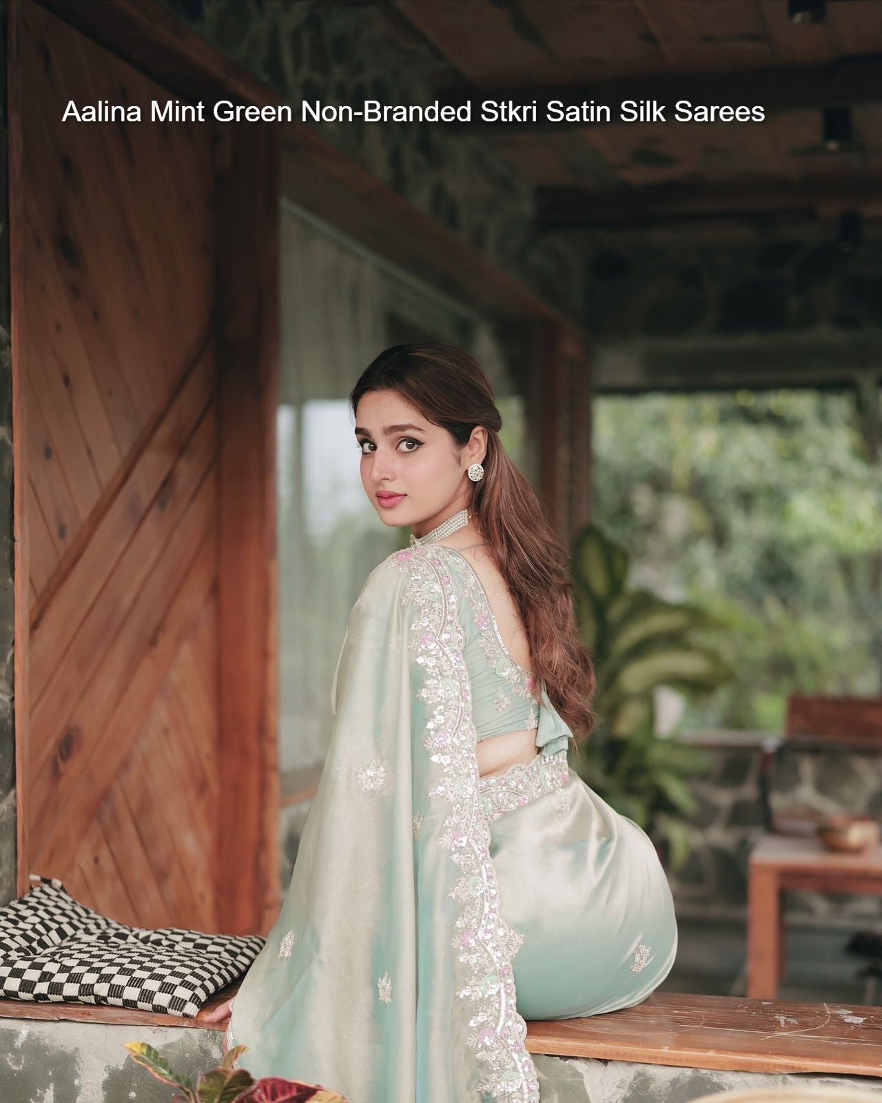 Aalina Mint Green Non-Branded Stkri Satin Silk Sarees