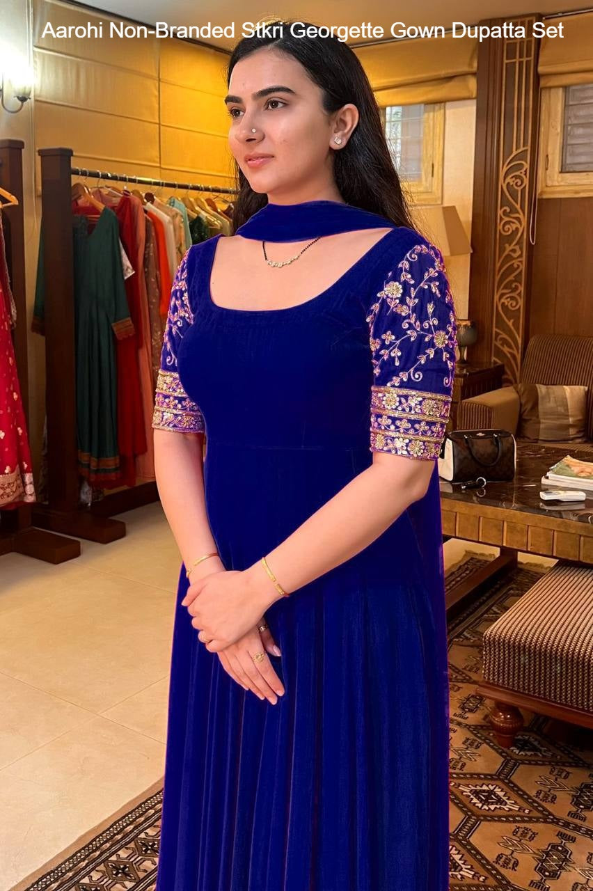 Aarohi Non-Branded Stkri Georgette Gown Dupatta Set