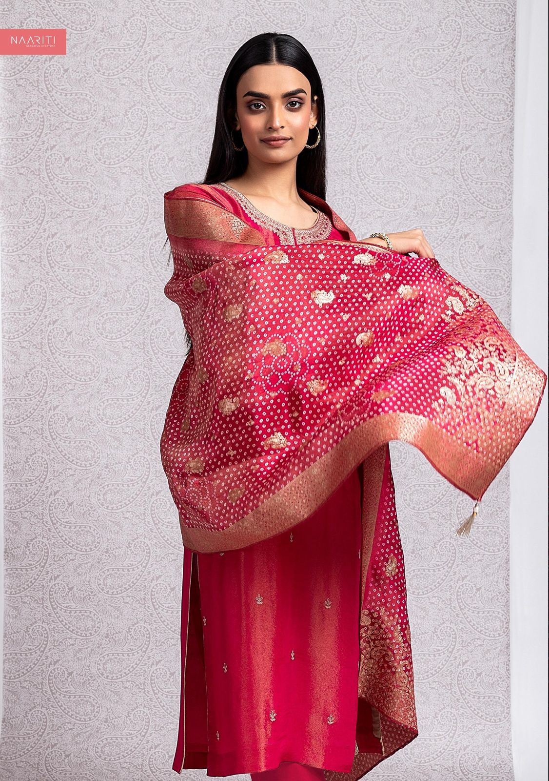 Aarvi Naariti Neck Work Unstitched Suits