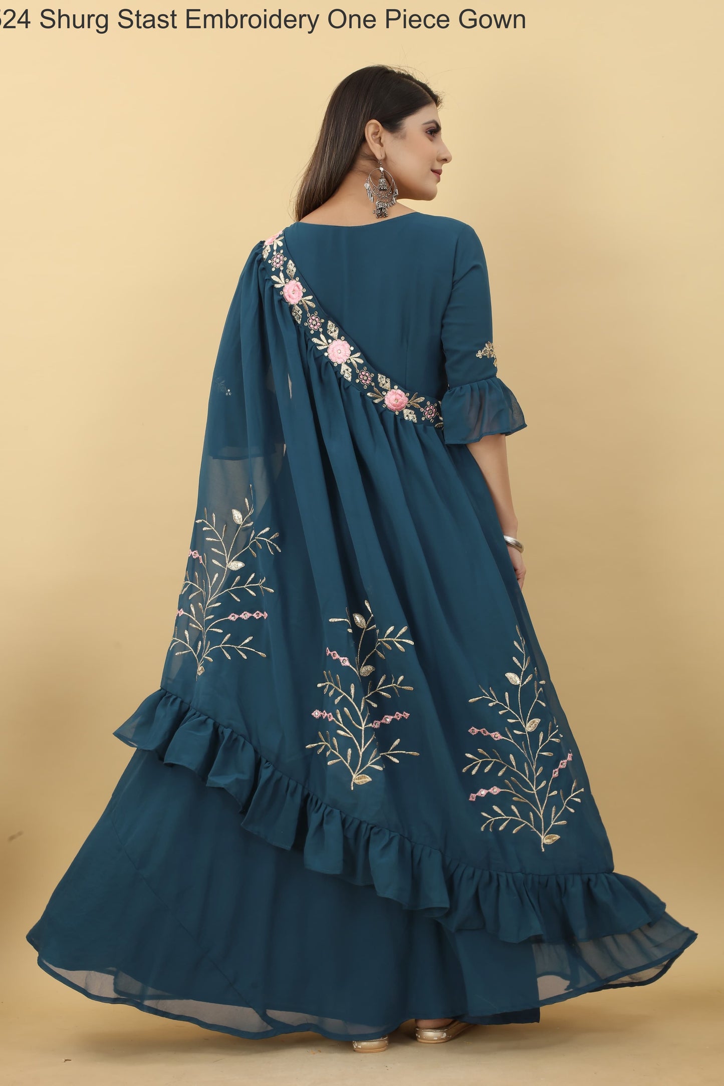 Ab-524 Shurg Stast Embroidery One Piece Gown