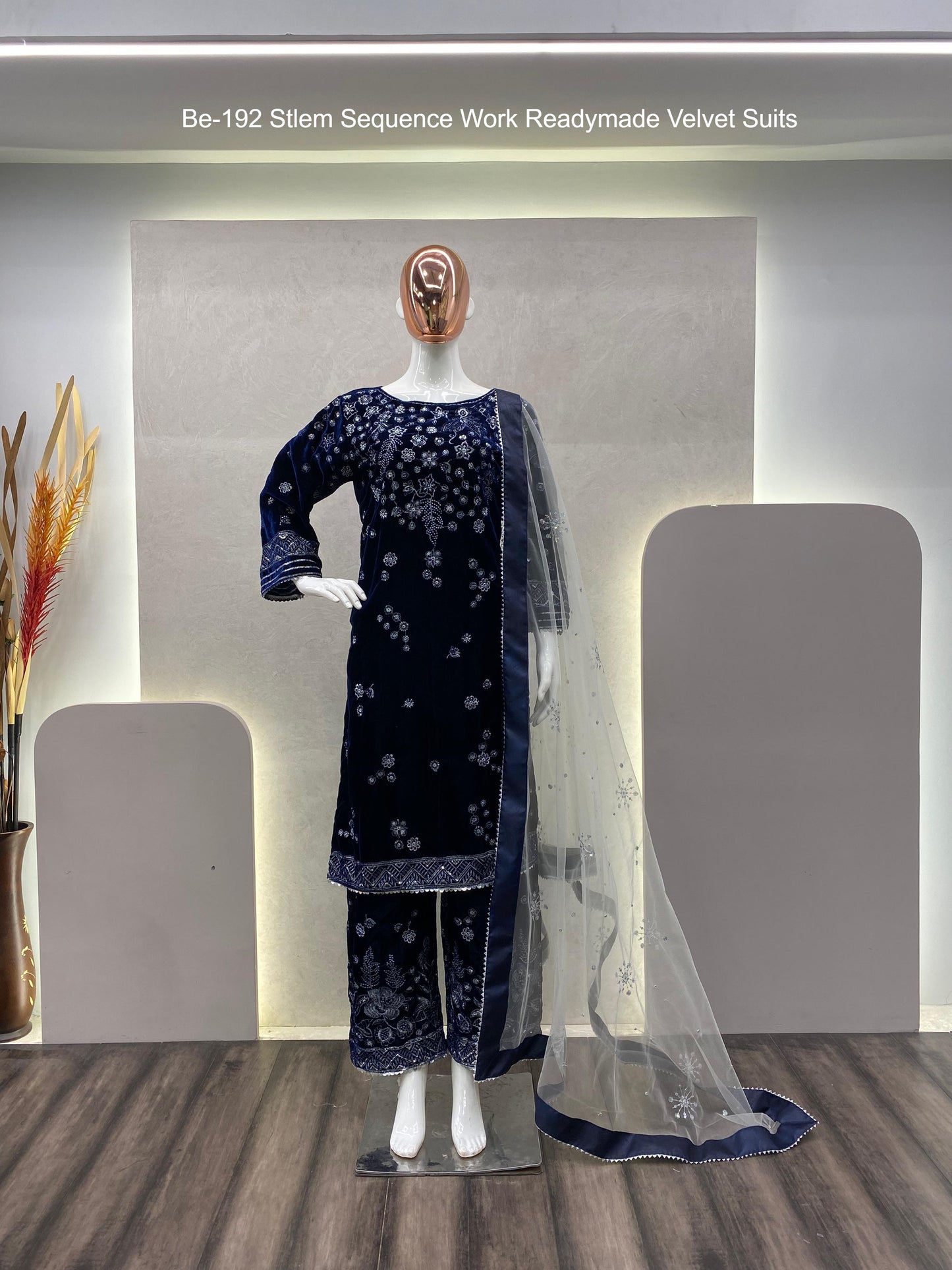 Be-192 Stlem Sequence Work Readymade Velvet Suits