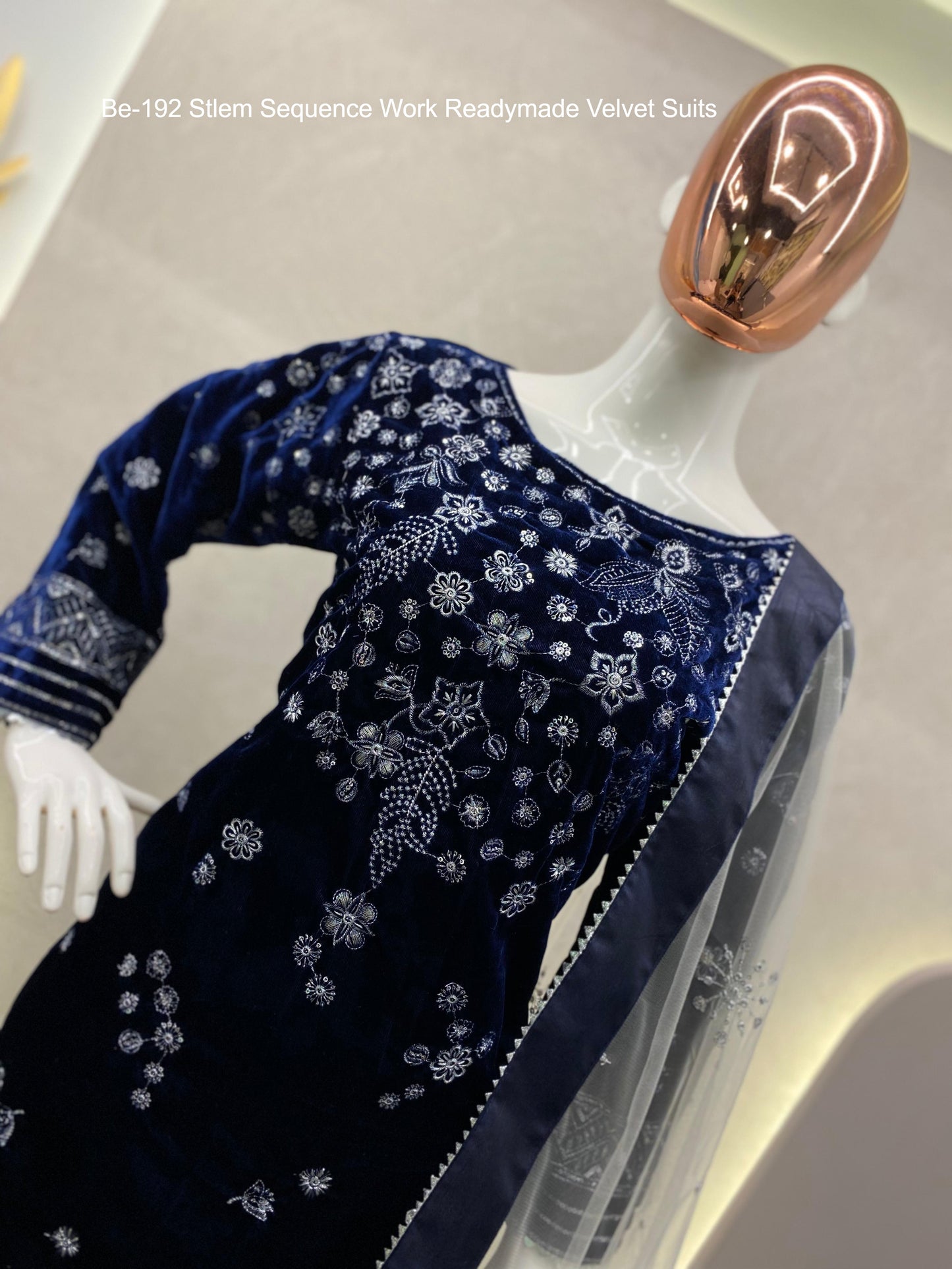 Be-192 Stlem Sequence Work Readymade Velvet Suits