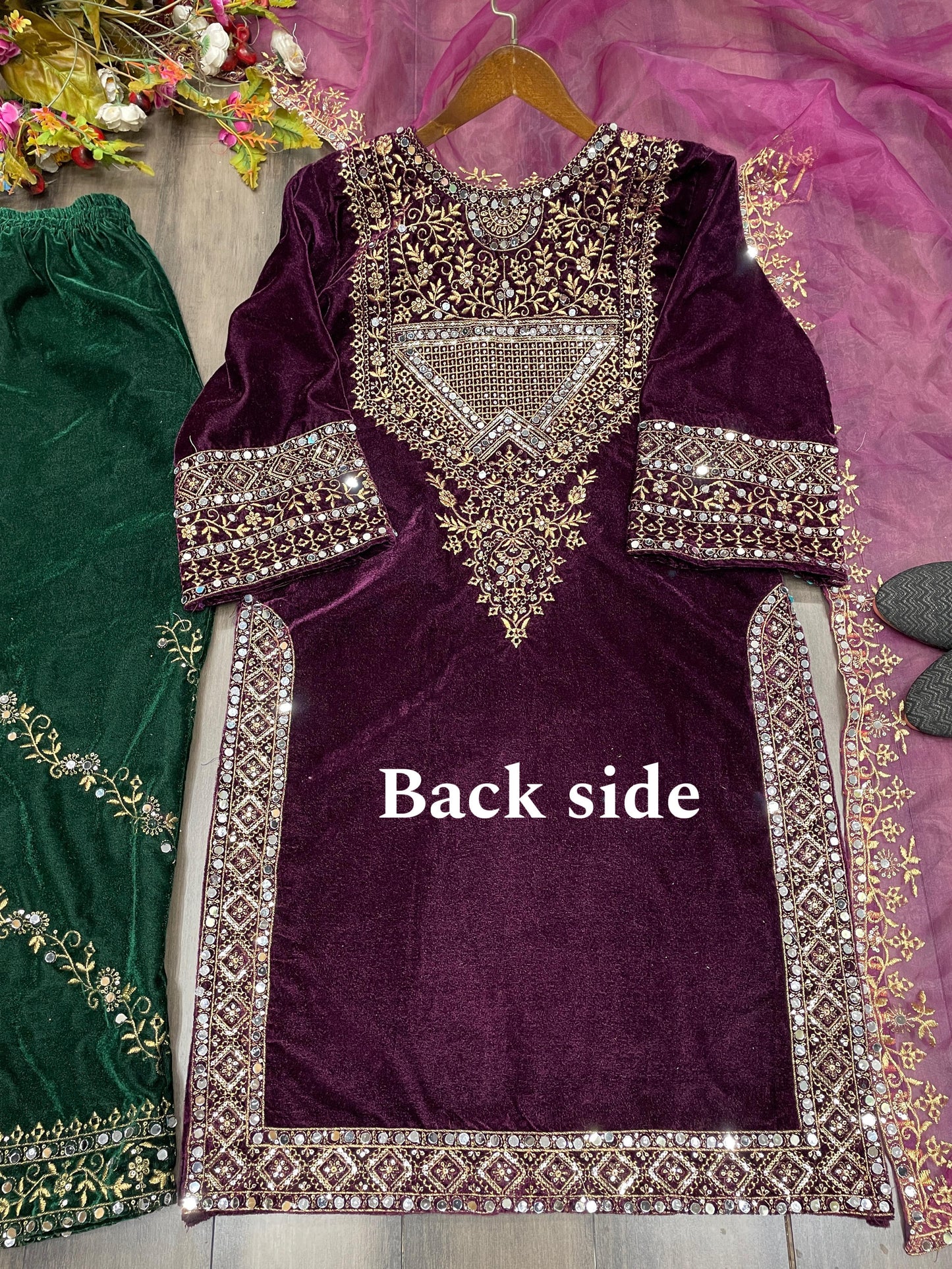 Be-281 Stast Mirror Work Readymade Velvet Suits