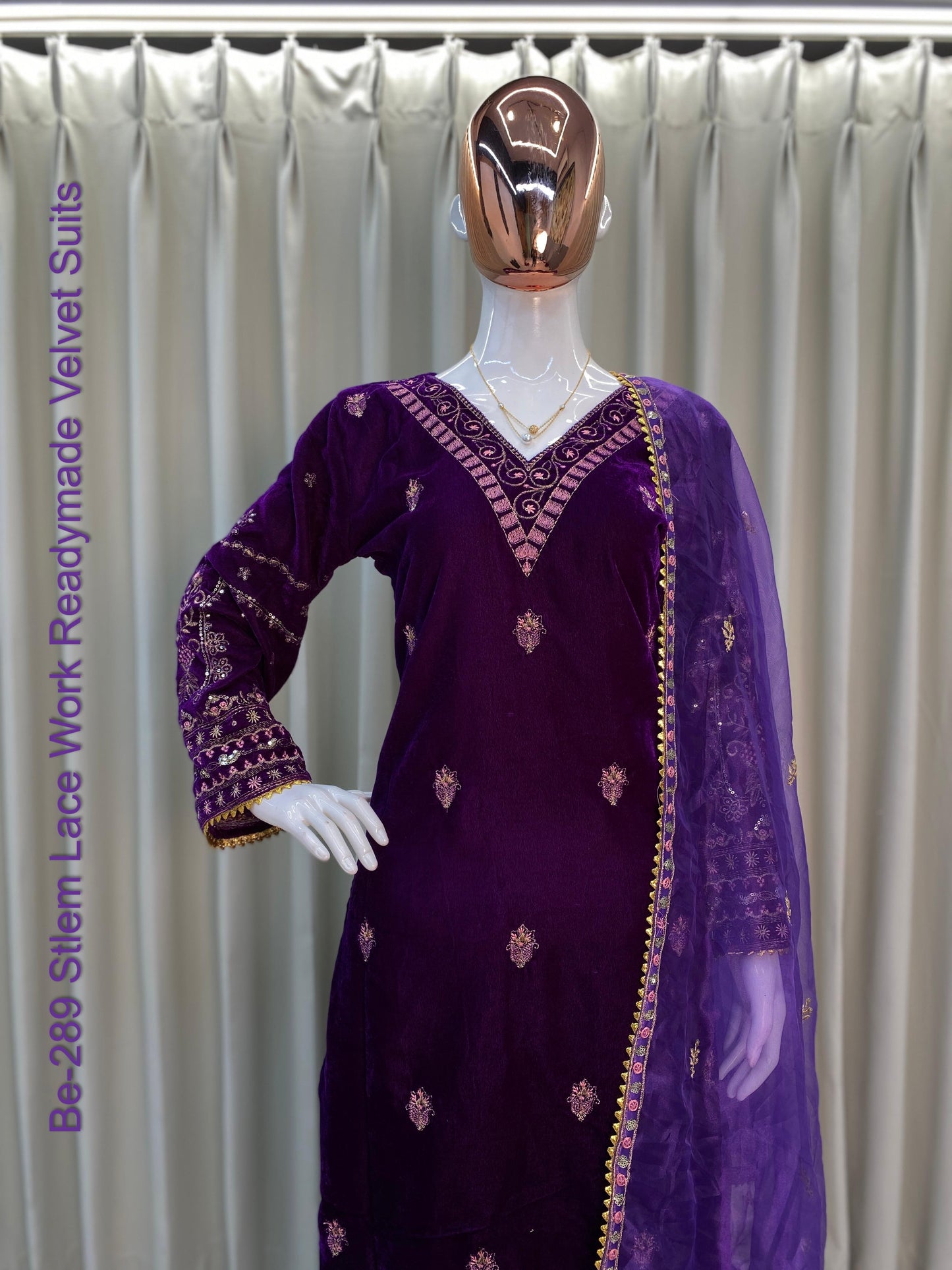 Be-289 Stlem Lace Work Readymade Velvet Suits