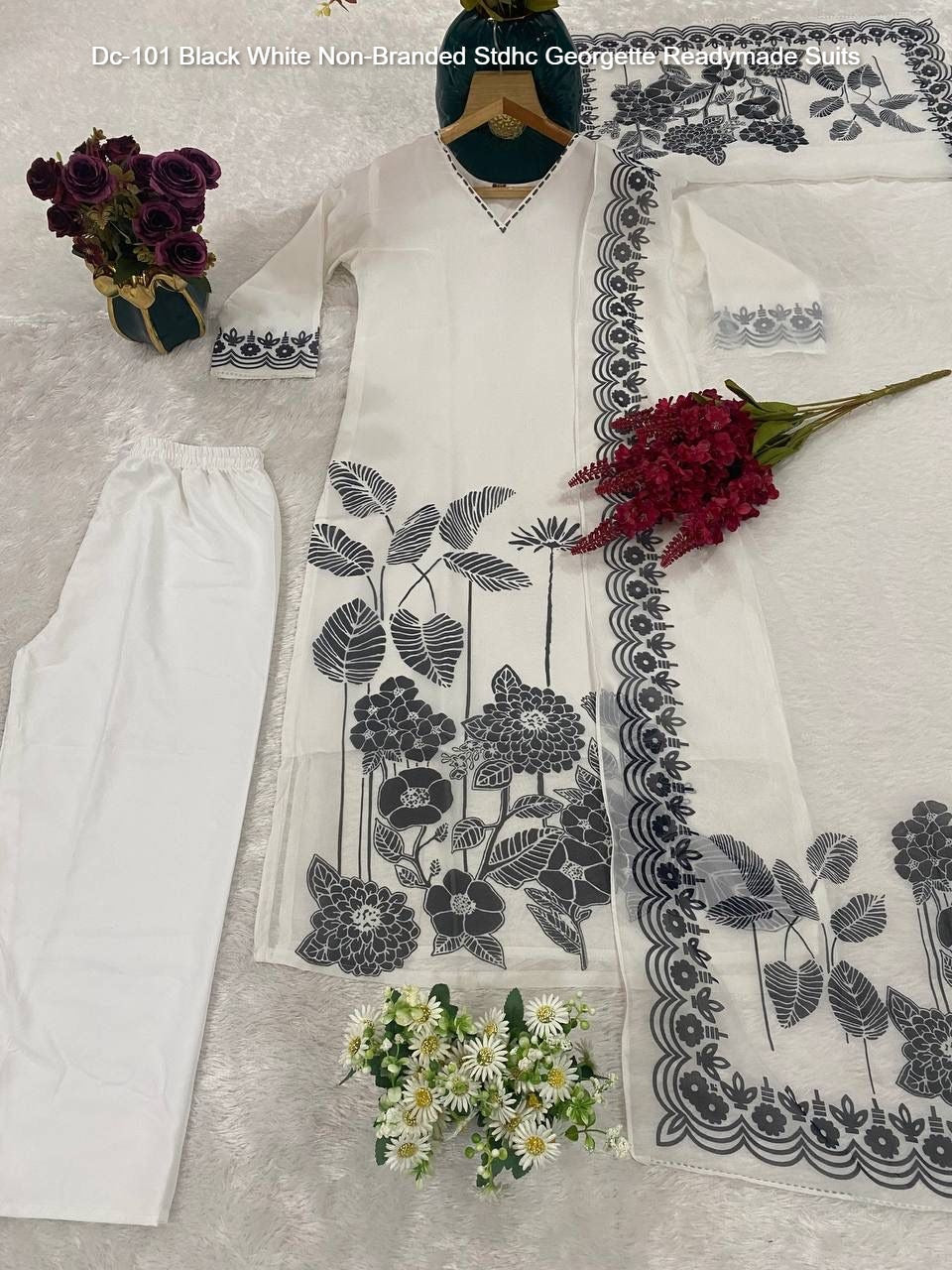 Dc-101 Black White Non-Branded Stdhc Georgette Readymade Suits
