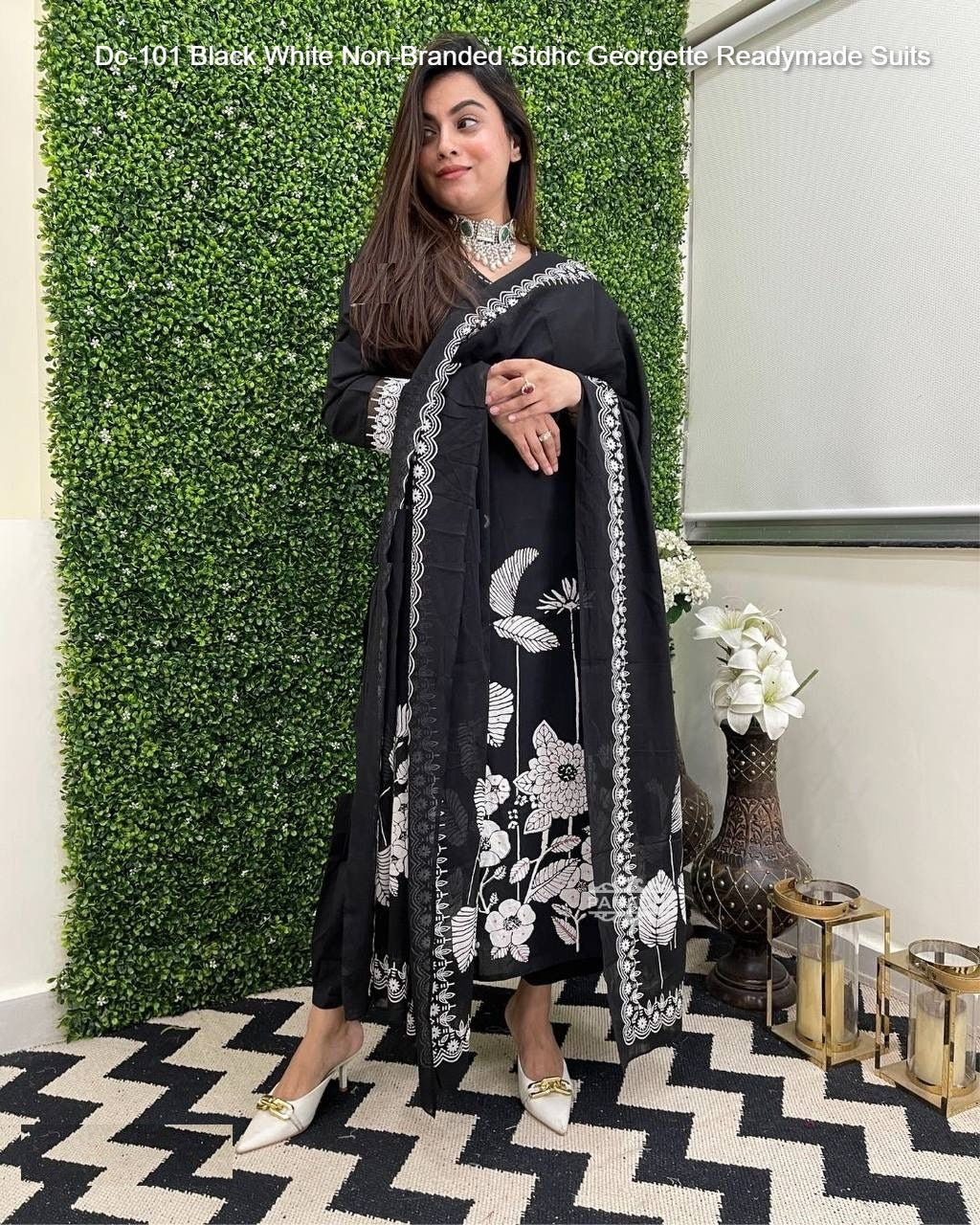 Dc-101 Black White Non-Branded Stdhc Georgette Readymade Suits
