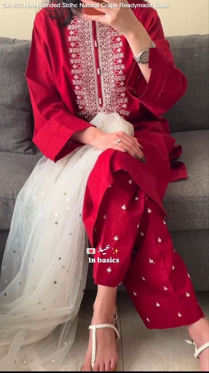 Dc-102 Non-Branded Stdhc Natural Crepe Readymade Suits