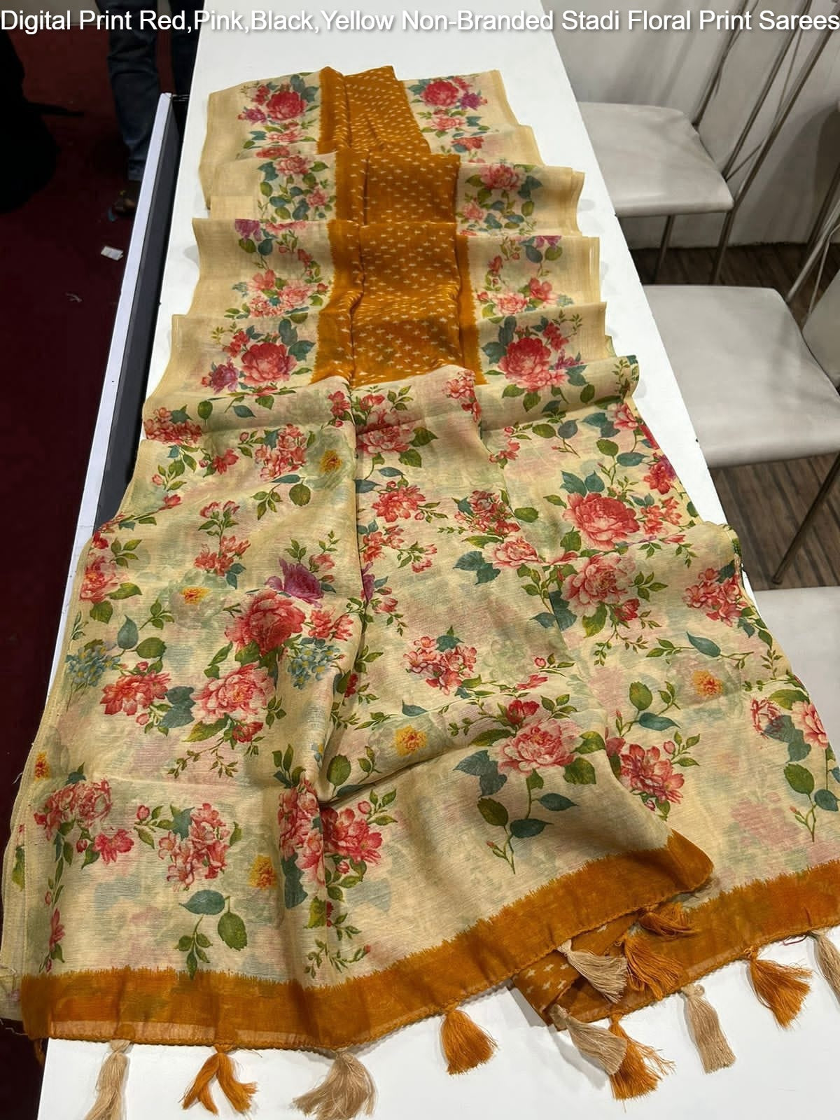 Digital Print Red,Pink,Black,Yellow Non-Branded Stadi Floral Print Sarees