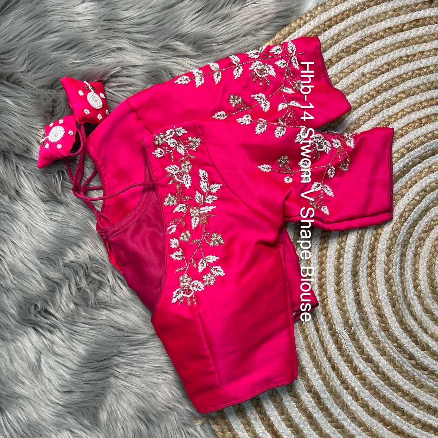 Hhb-14 Stwom V Shape Blouse