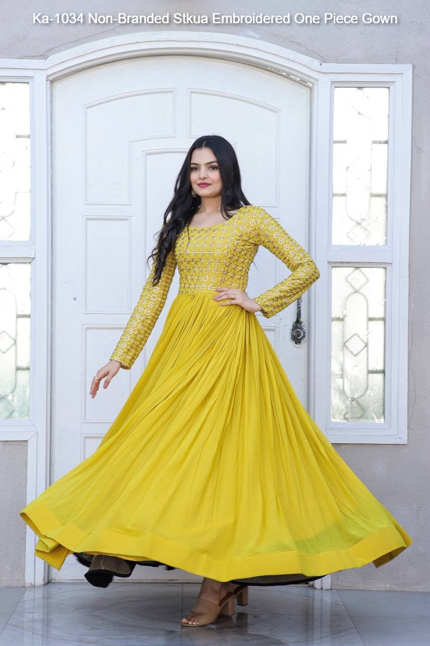 Ka-1034 Non-Branded Stkua Embroidered One Piece Gown