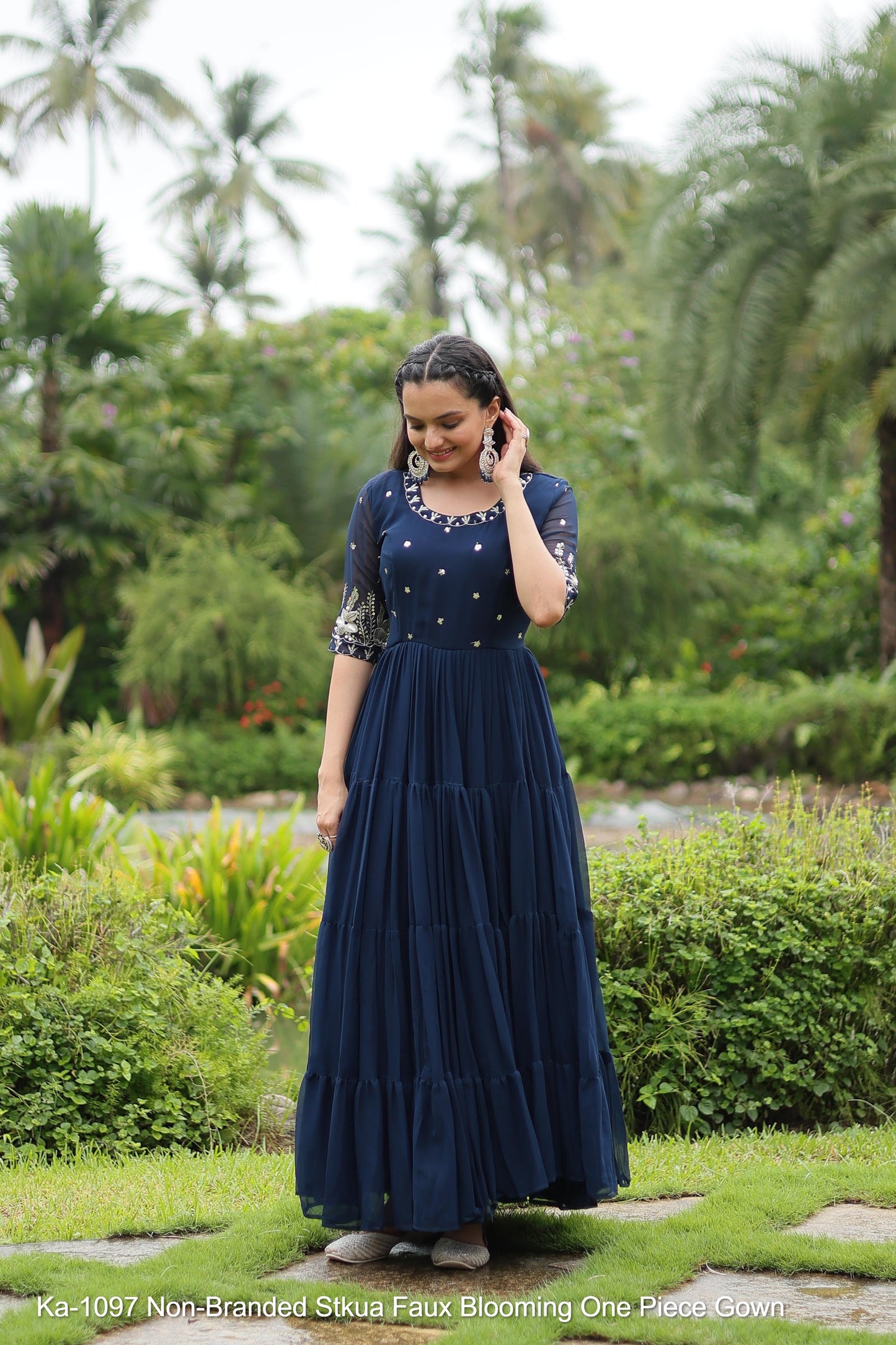 Ka-1097 Non-Branded Stkua Faux Blooming One Piece Gown