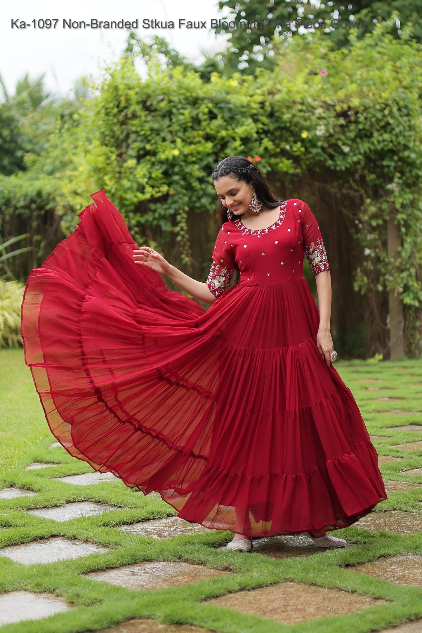 Ka-1097 Non-Branded Stkua Faux Blooming One Piece Gown