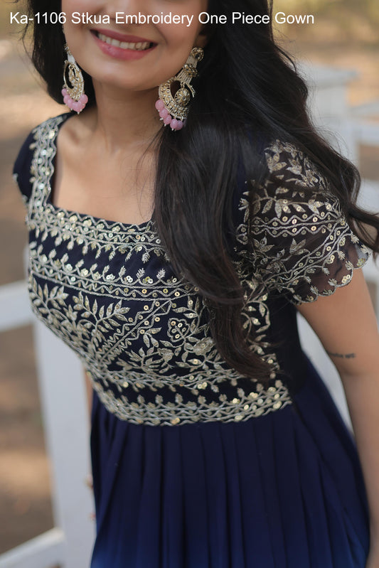 Ka-1106 Stkua Embroidery One Piece Gown