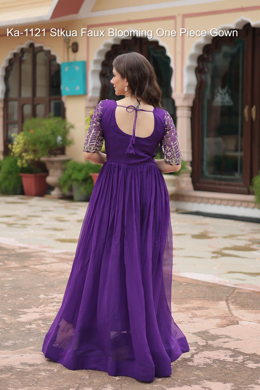 Ka-1121 Stkua Faux Blooming One Piece Gown