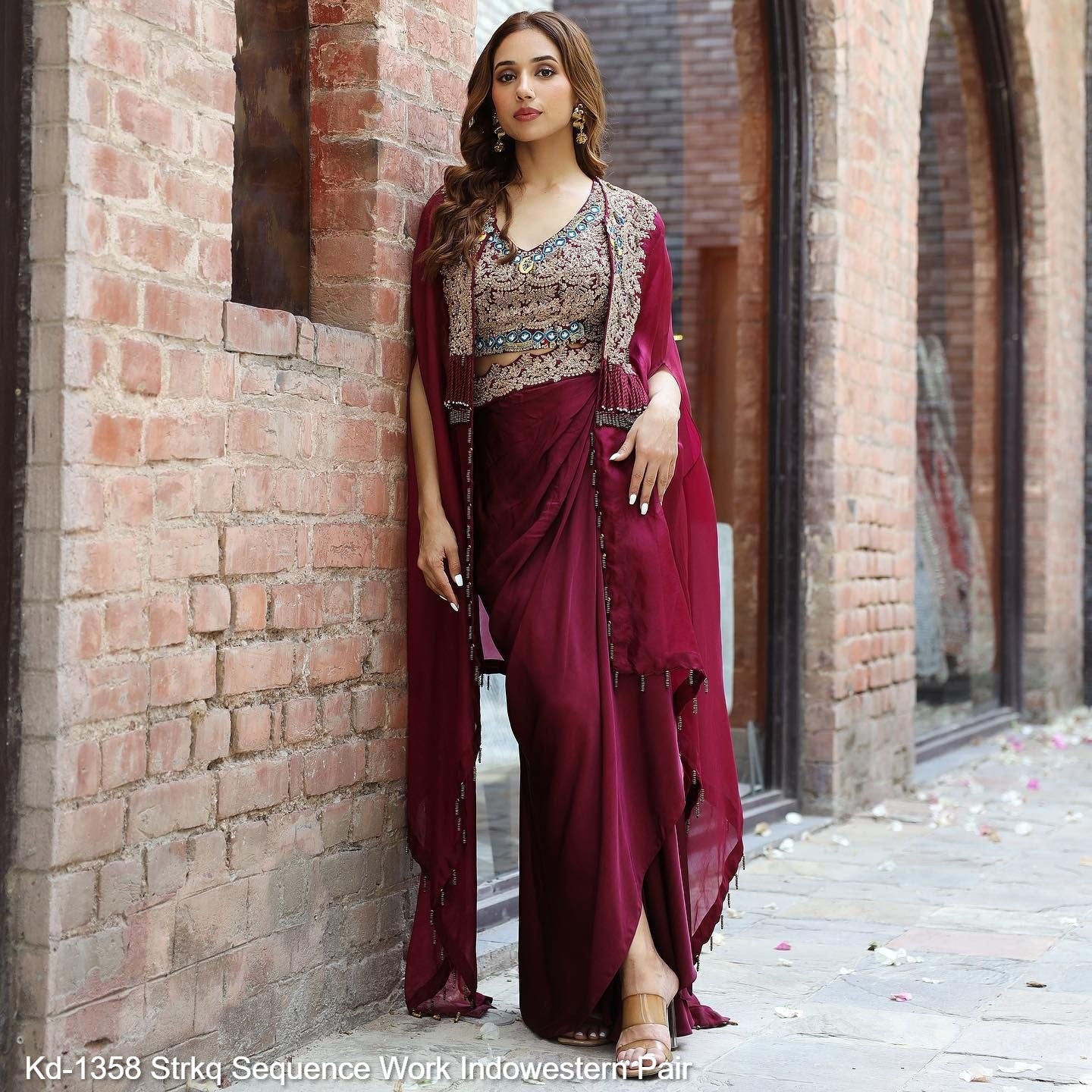 Kd-1358 Strkq Sequence Work Indowestern Pair