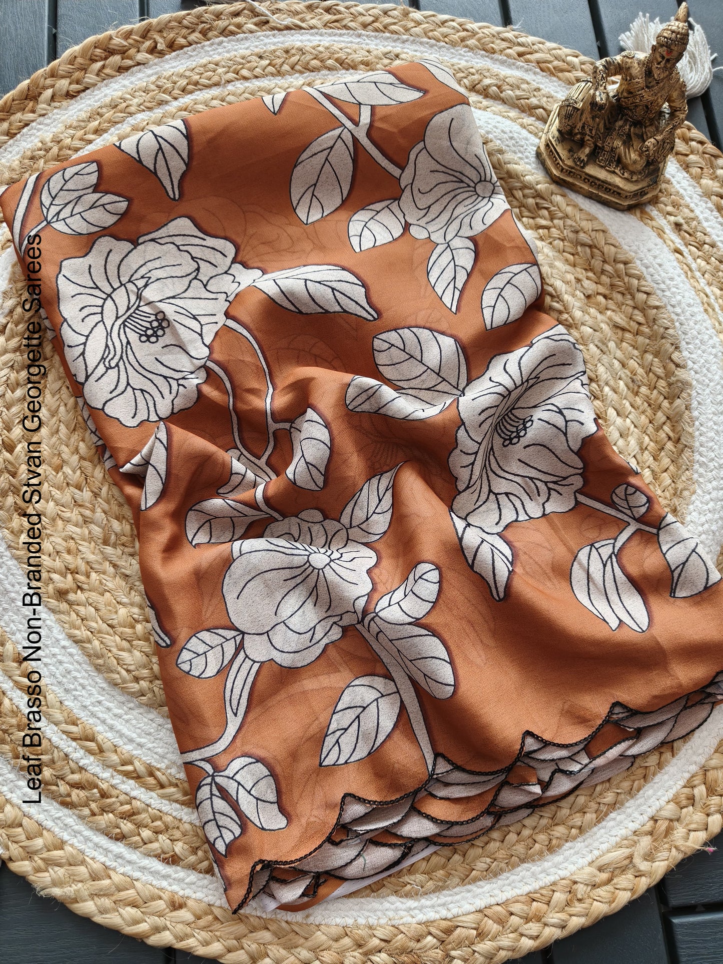 Leaf Brasso Non-Branded Stvan Georgette Sarees
