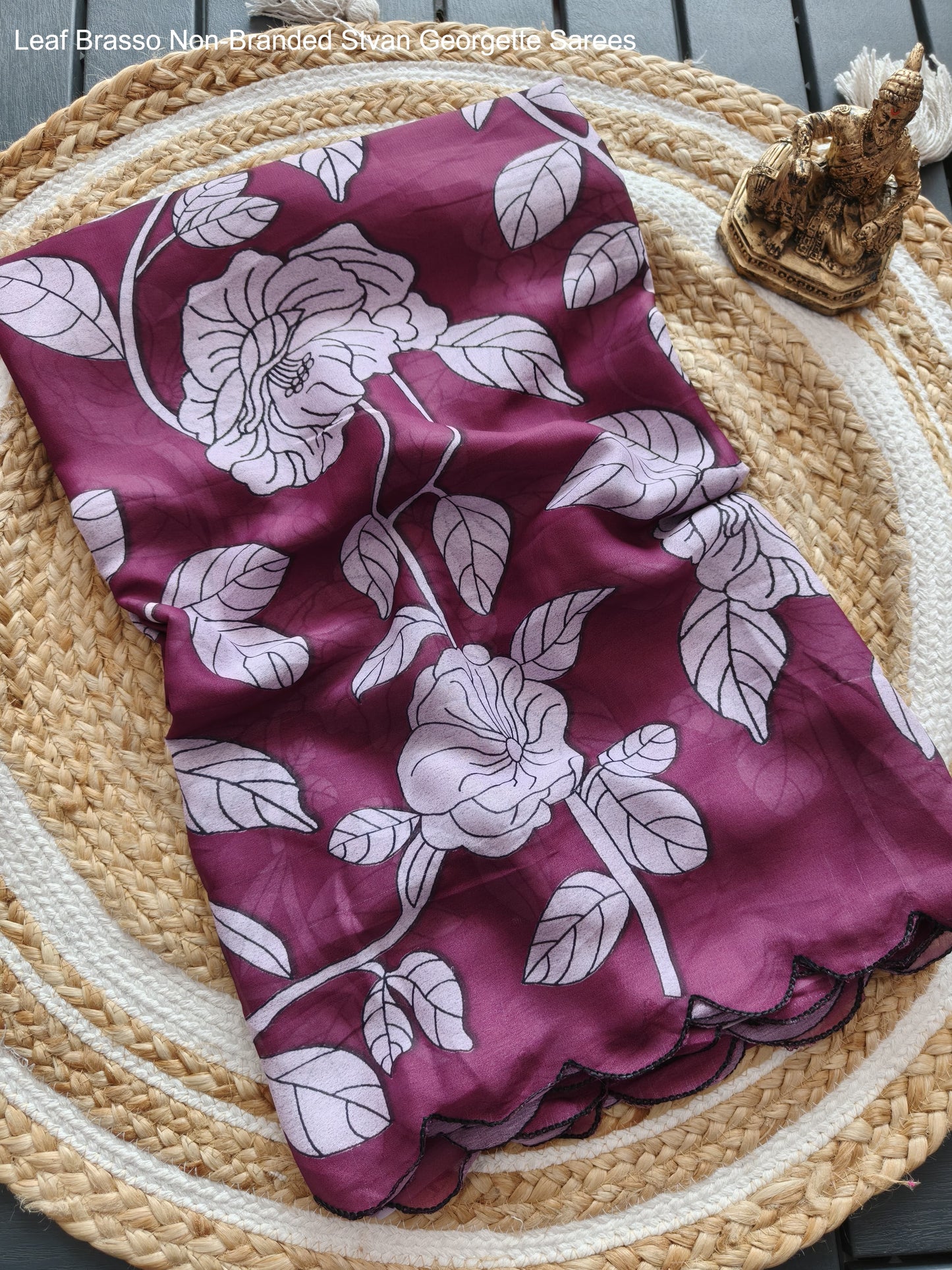 Leaf Brasso Non-Branded Stvan Georgette Sarees