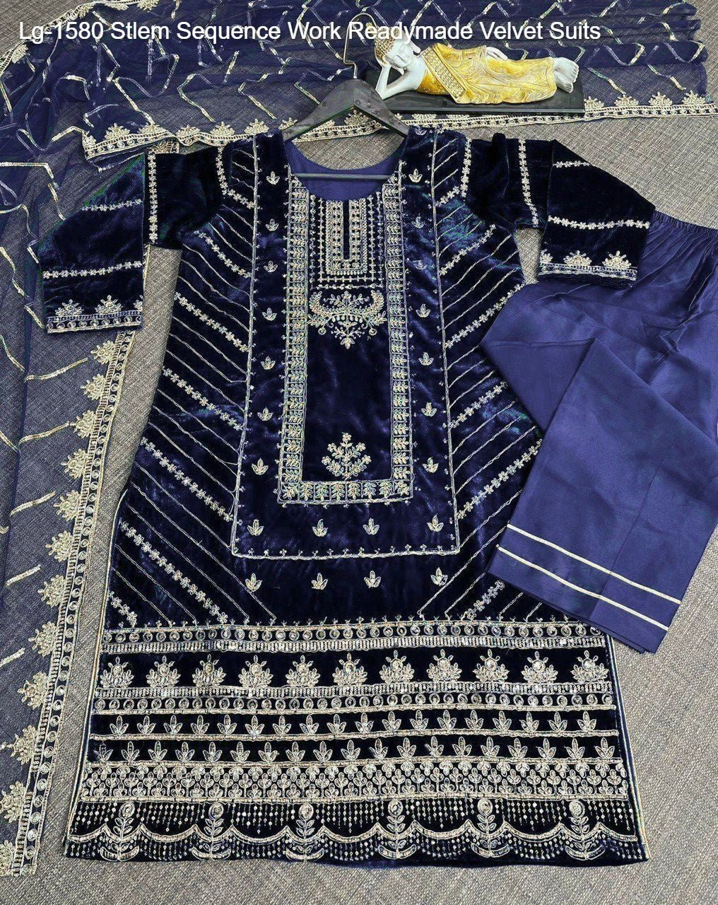 Lg-1580 Stlem Sequence Work Readymade Velvet Suits