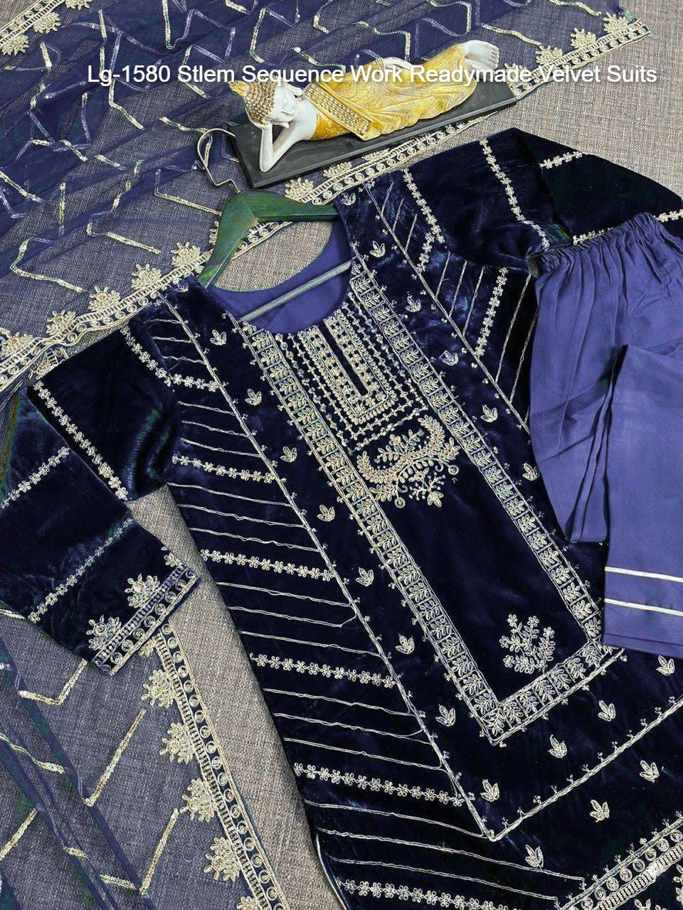 Lg-1580 Stlem Sequence Work Readymade Velvet Suits