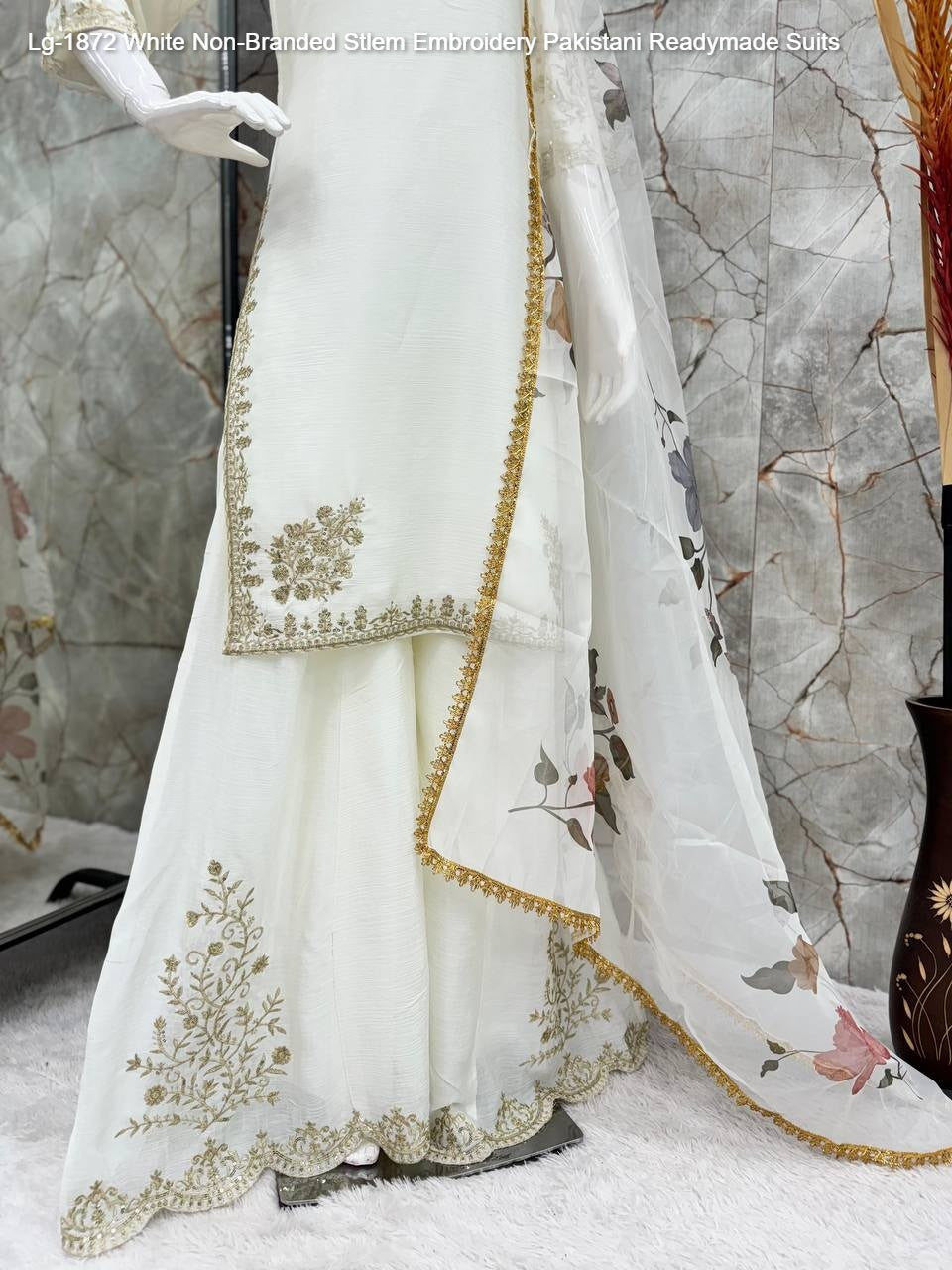 Lg-1872 White Non-Branded Stlem Embroidery Pakistani Readymade Suits