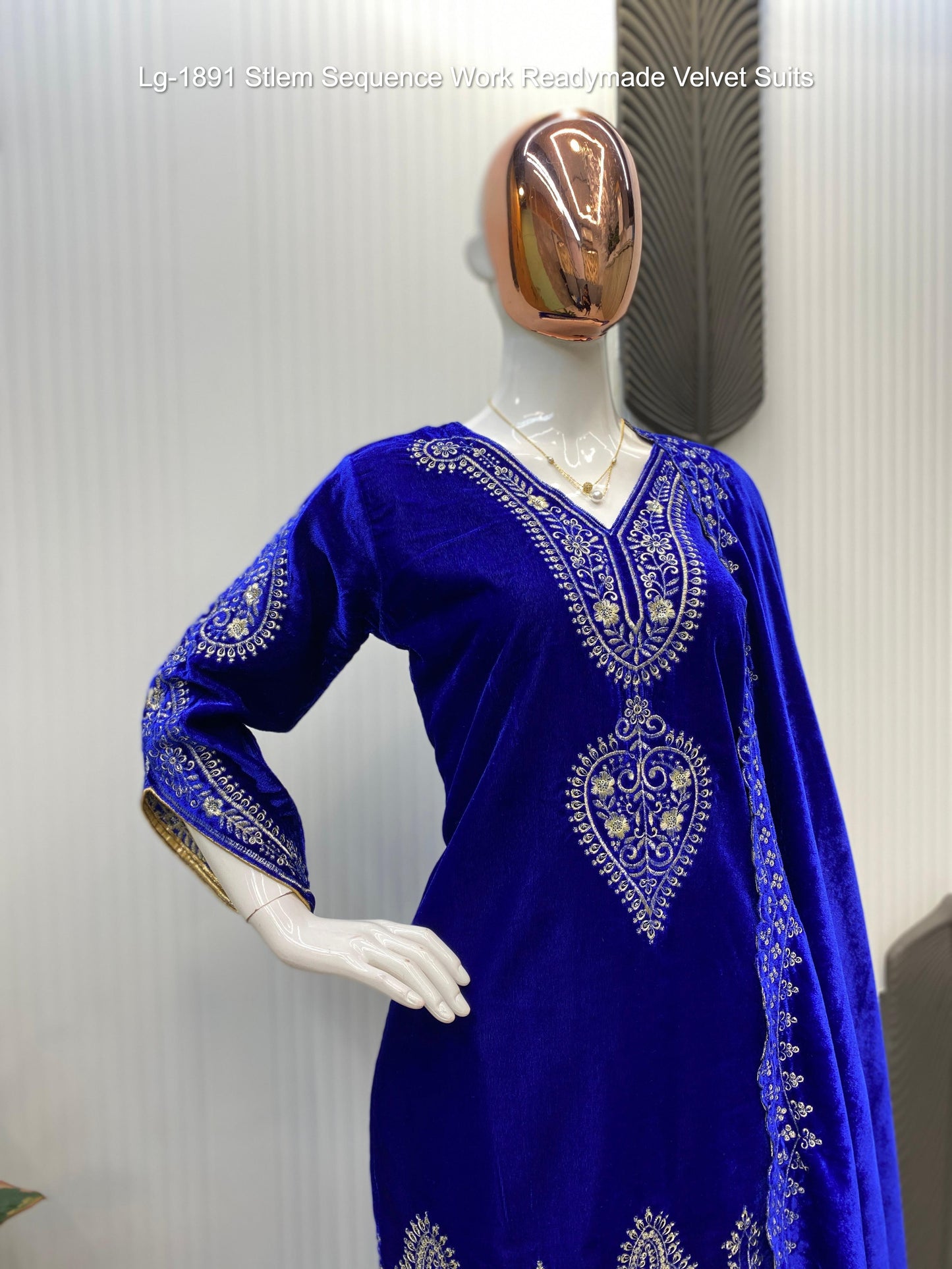 Lg-1891 Stlem Sequence Work Readymade Velvet Suits