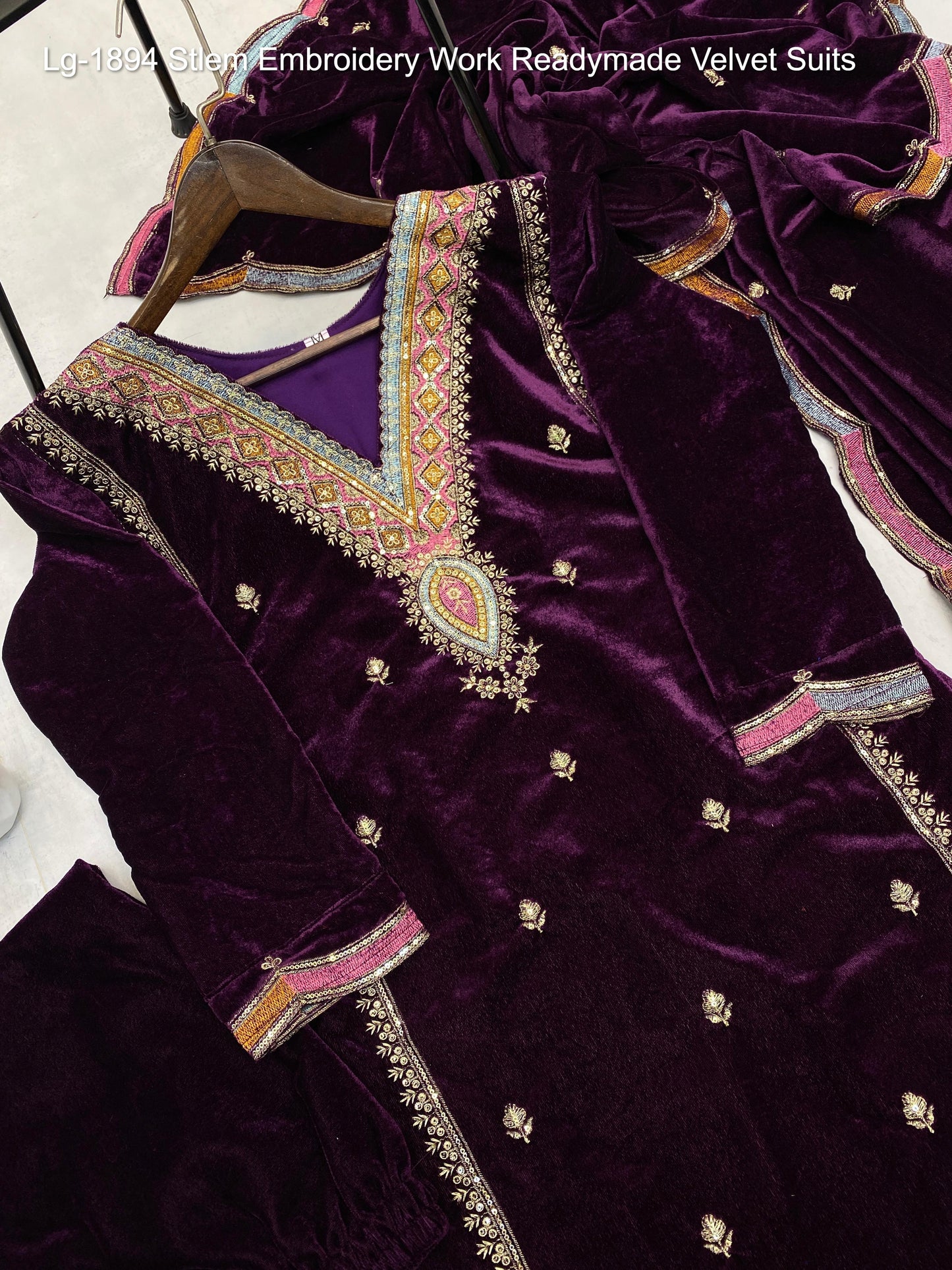 Lg-1894 Stlem Embroidery Work Readymade Velvet Suits