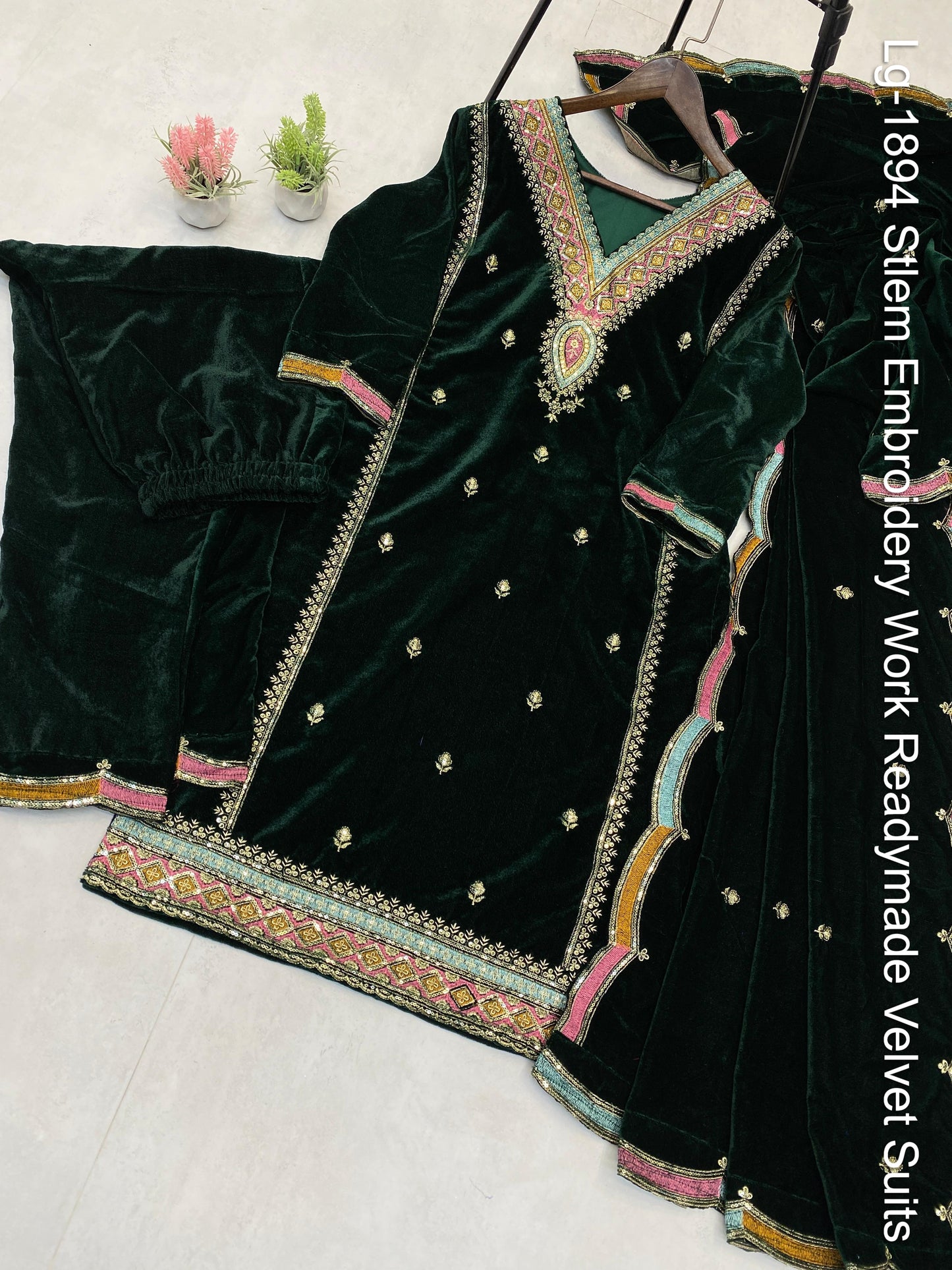 Lg-1894 Stlem Embroidery Work Readymade Velvet Suits