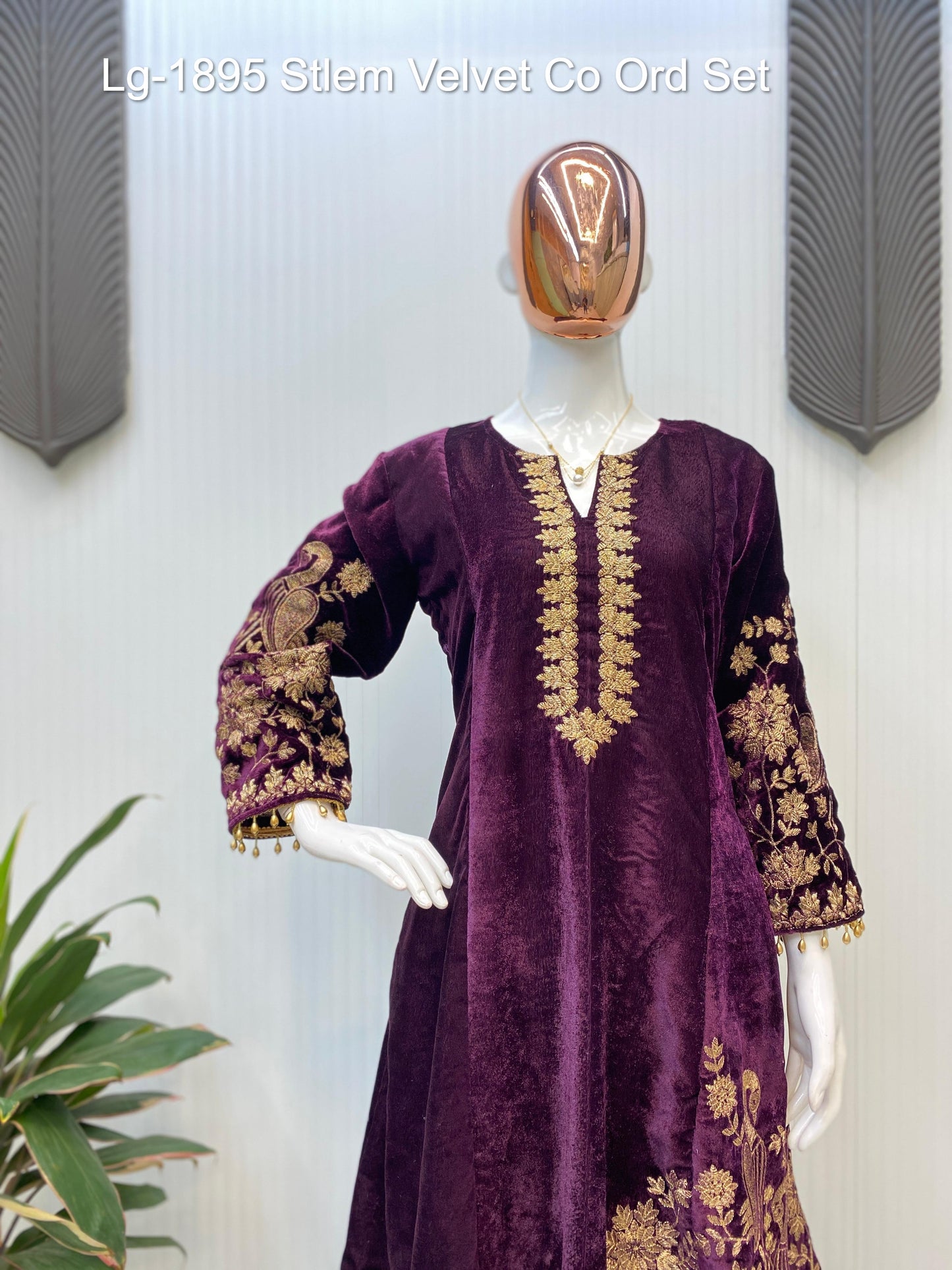 Lg-1895 Stlem Velvet Co Ord Set