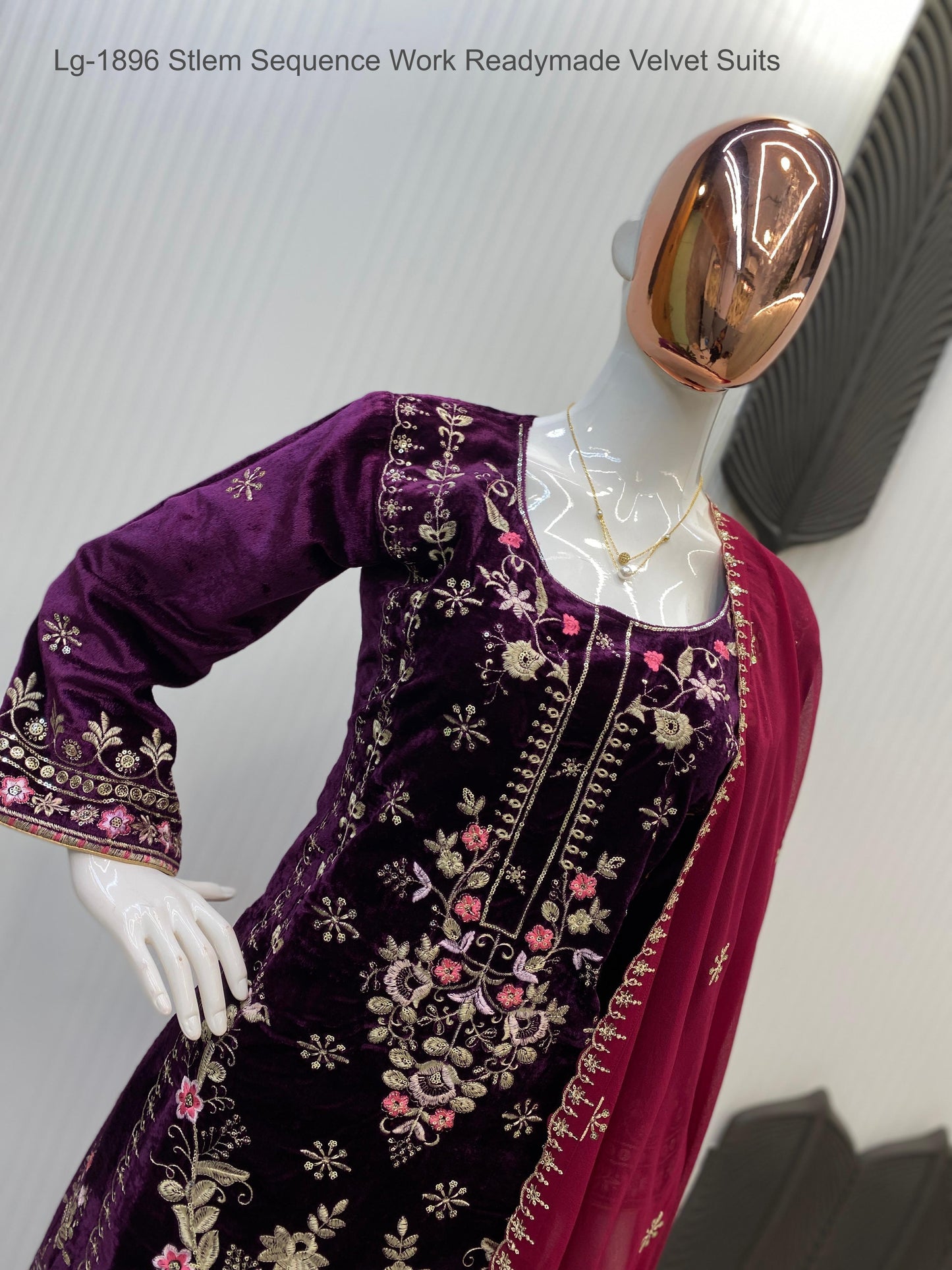 Lg-1896 Stlem Sequence Work Readymade Velvet Suits