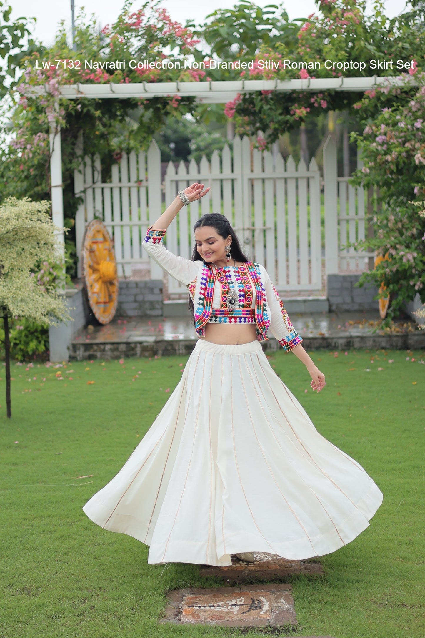 Lw-7132 Navratri Collection Non-Branded Stliv Roman Croptop Skirt Set