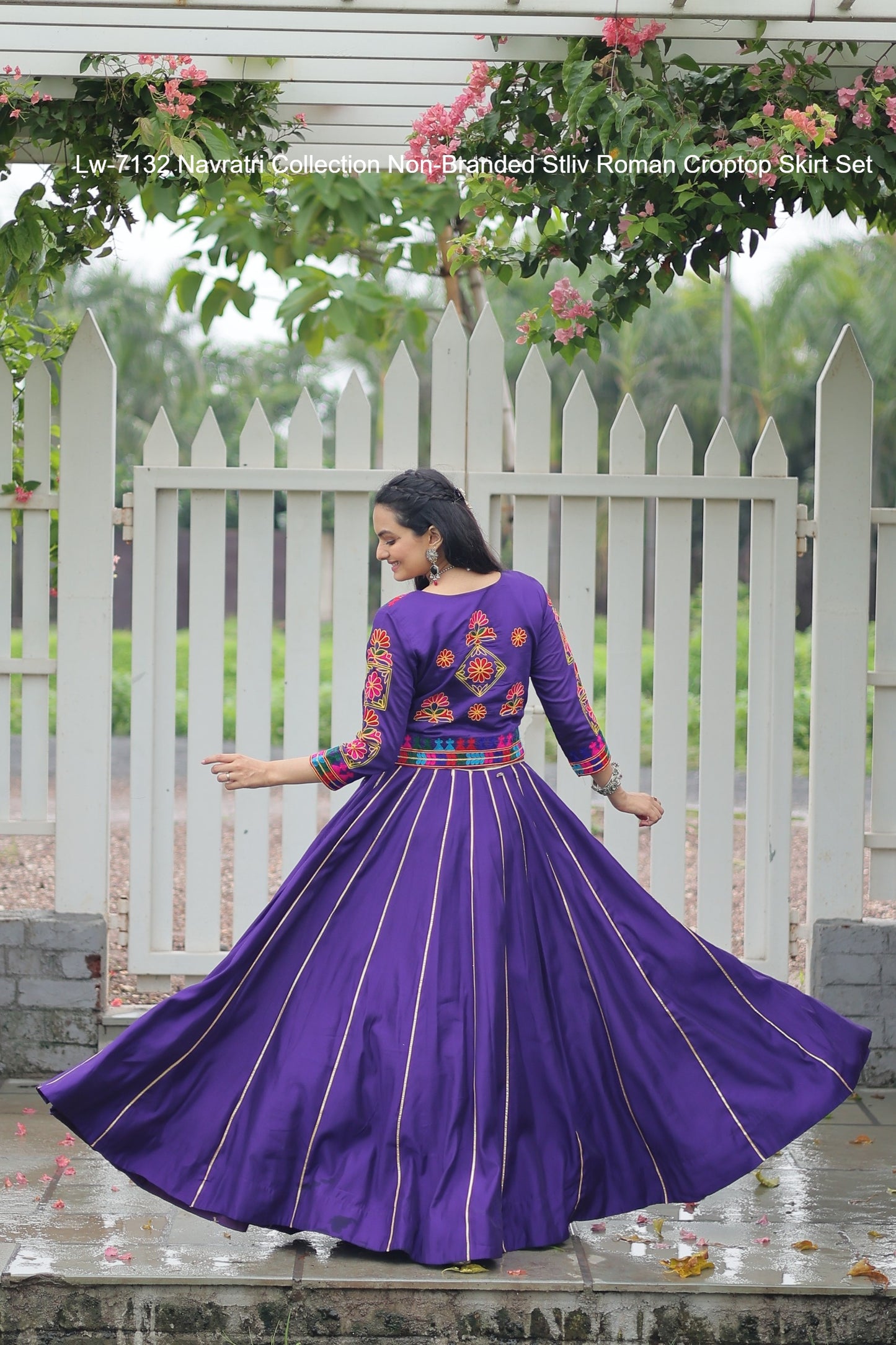 Lw-7132 Navratri Collection Non-Branded Stliv Roman Croptop Skirt Set