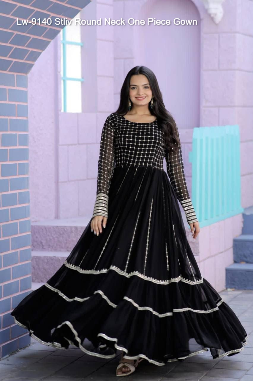 Lw-9140 Stliv Round Neck One Piece Gown