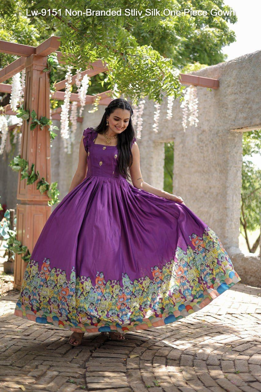 Lw-9151 Non-Branded Stliv Silk One Piece Gown