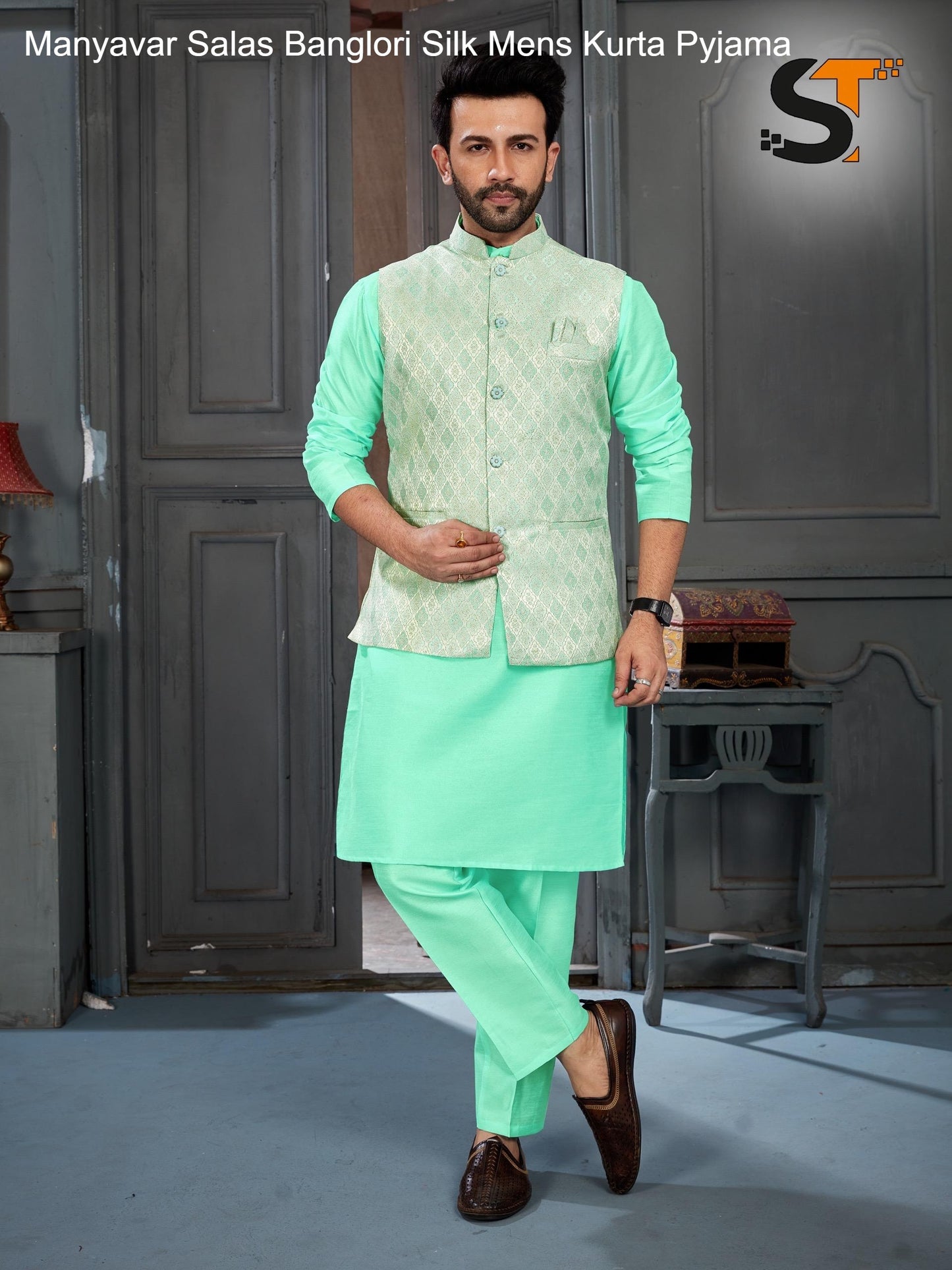 Manyavar Salas Banglori Silk Mens Kurta Pyjama