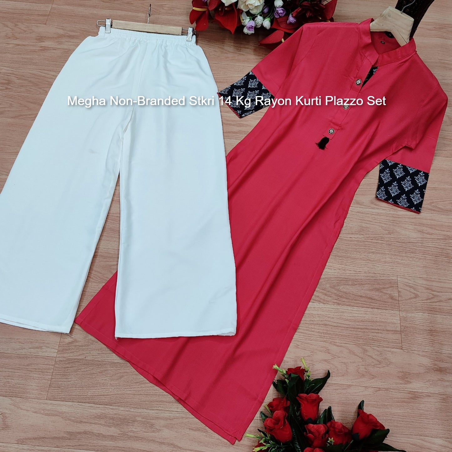 Megha Non-Branded Stkri 14 Kg Rayon Kurti Plazzo Set