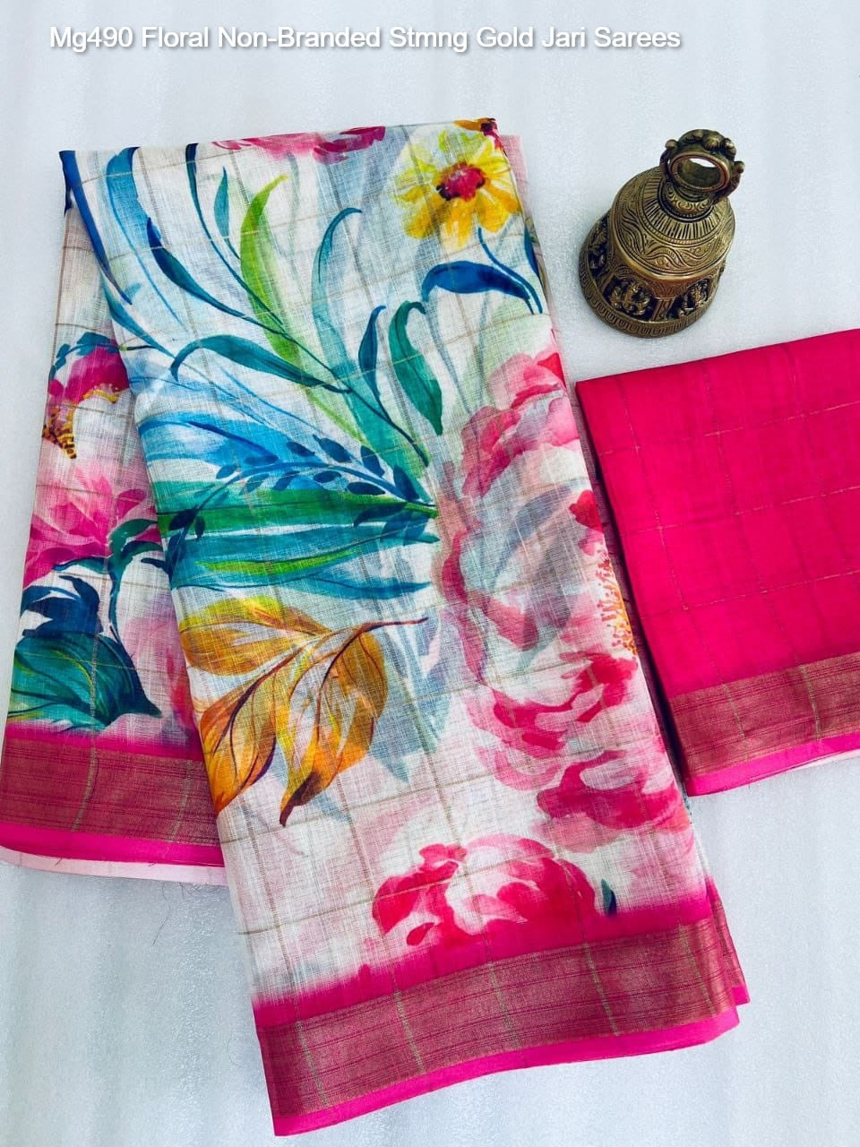 Mg490 Floral Non-Branded Stmng Gold Jari Sarees
