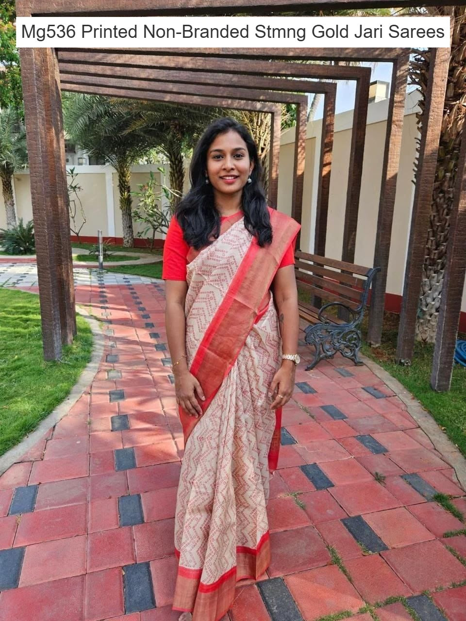 Mg536 Printed Non-Branded Stmng Gold Jari Sarees