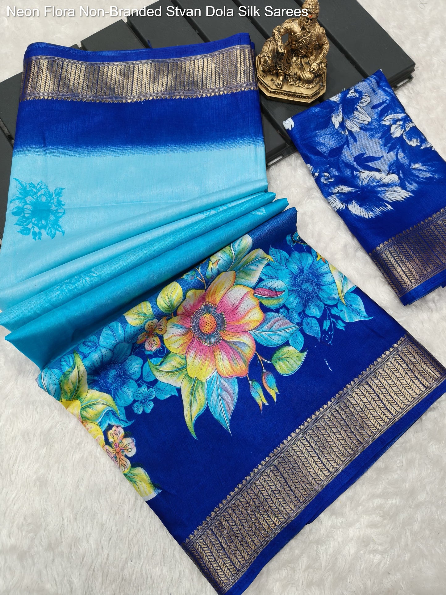 Neon Flora Non-Branded Stvan Dola Silk Sarees