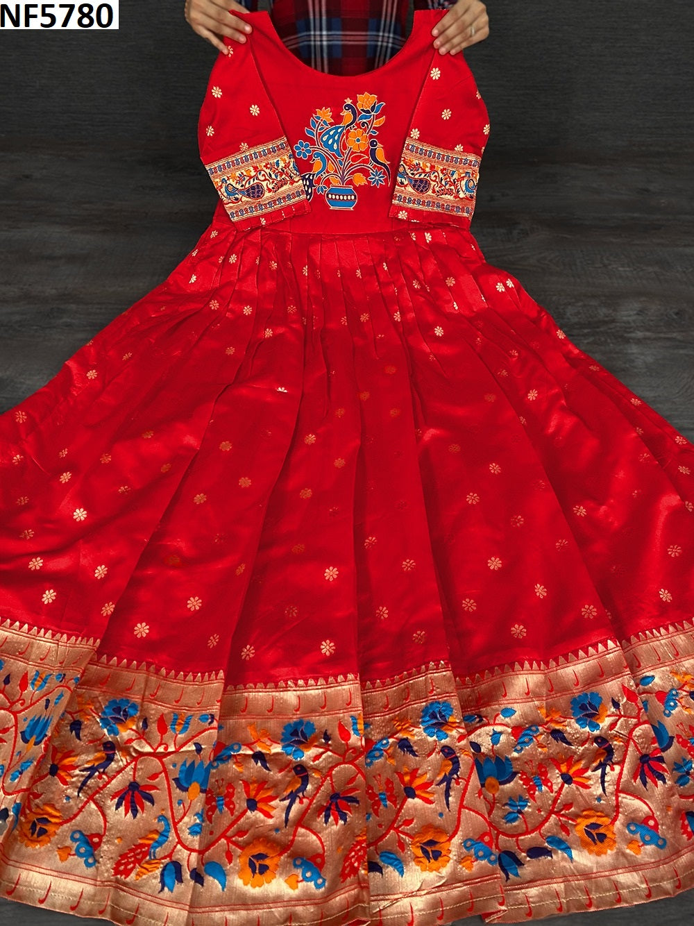 Nf5780 Vmk. One Piece Gown