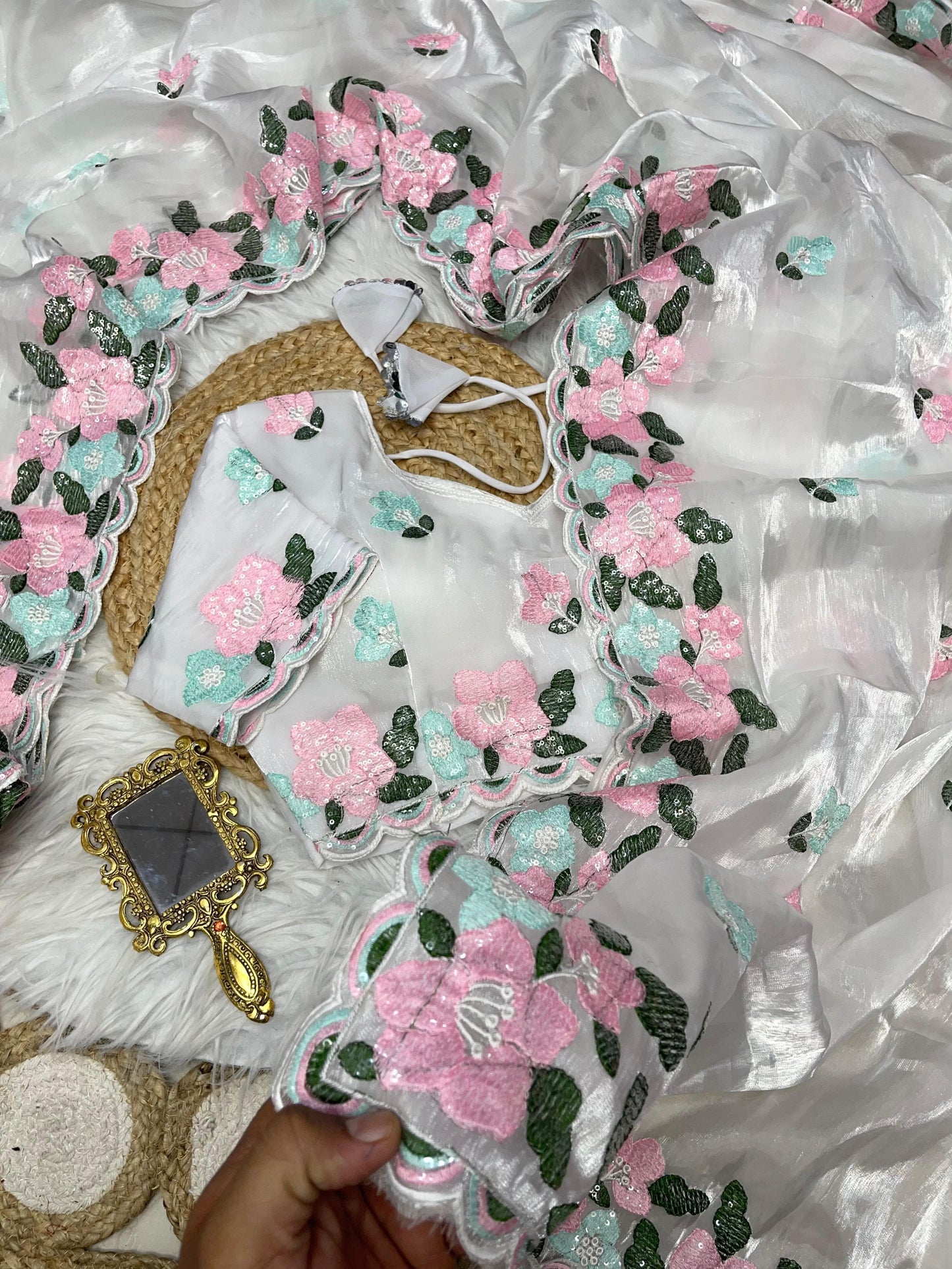 Nf5823 Vmk. Zimmy Choo Sarees