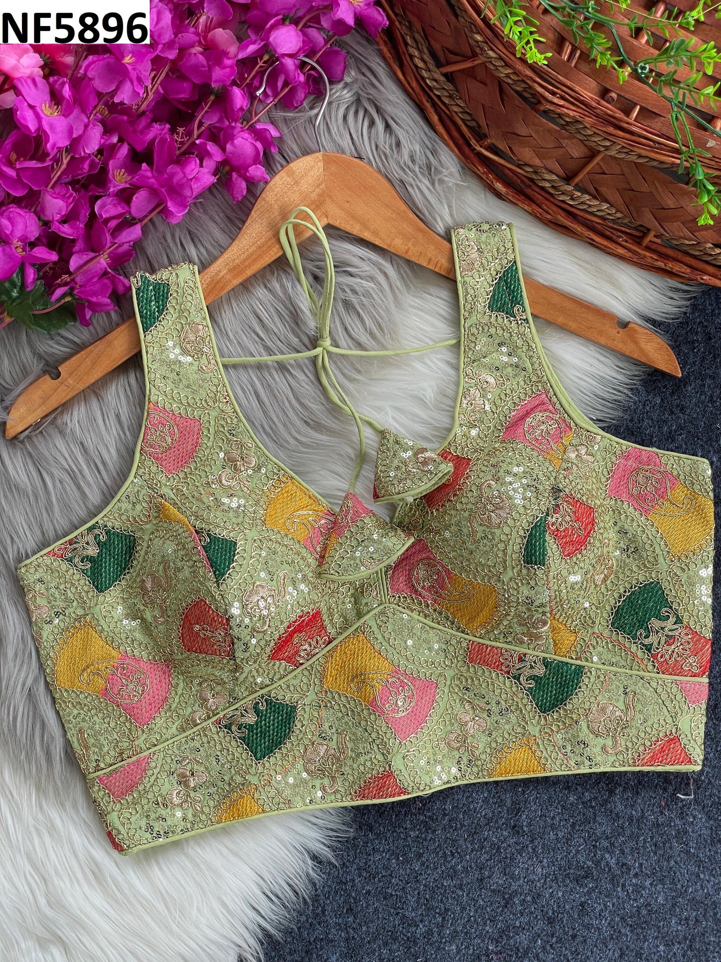 Nf5896 Vmk. Embroidery Blouse