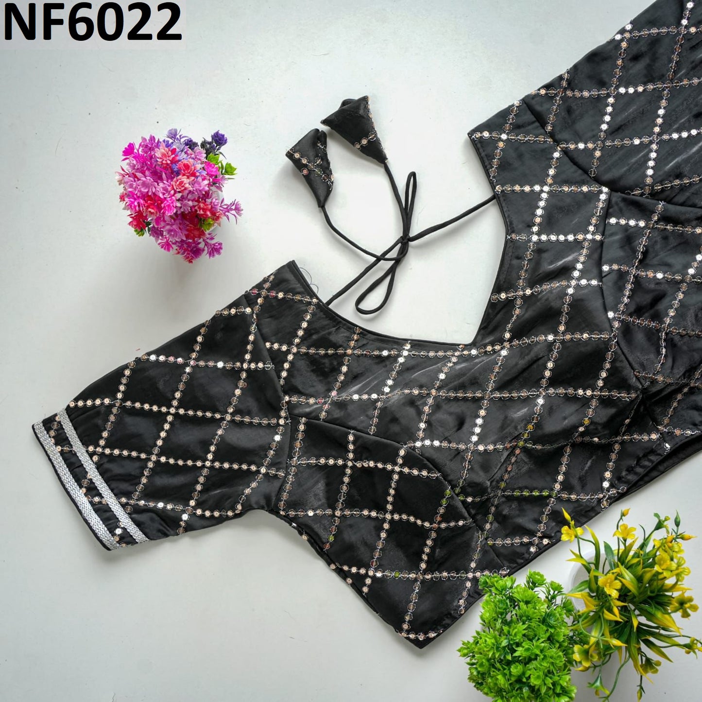 Nf6022 Vmk Sequence Blouse
