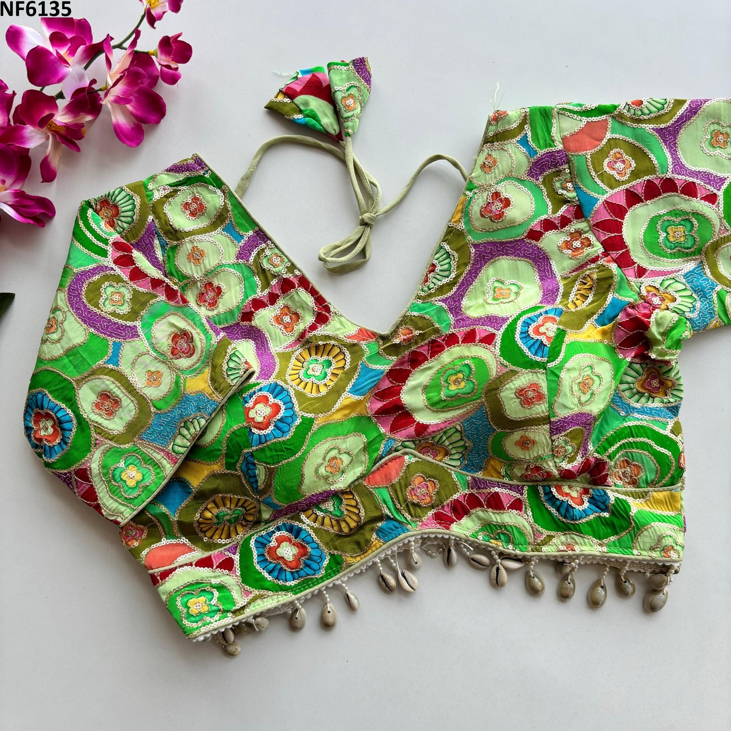 Nf6135 Vmk Kaudi Lace Blouse