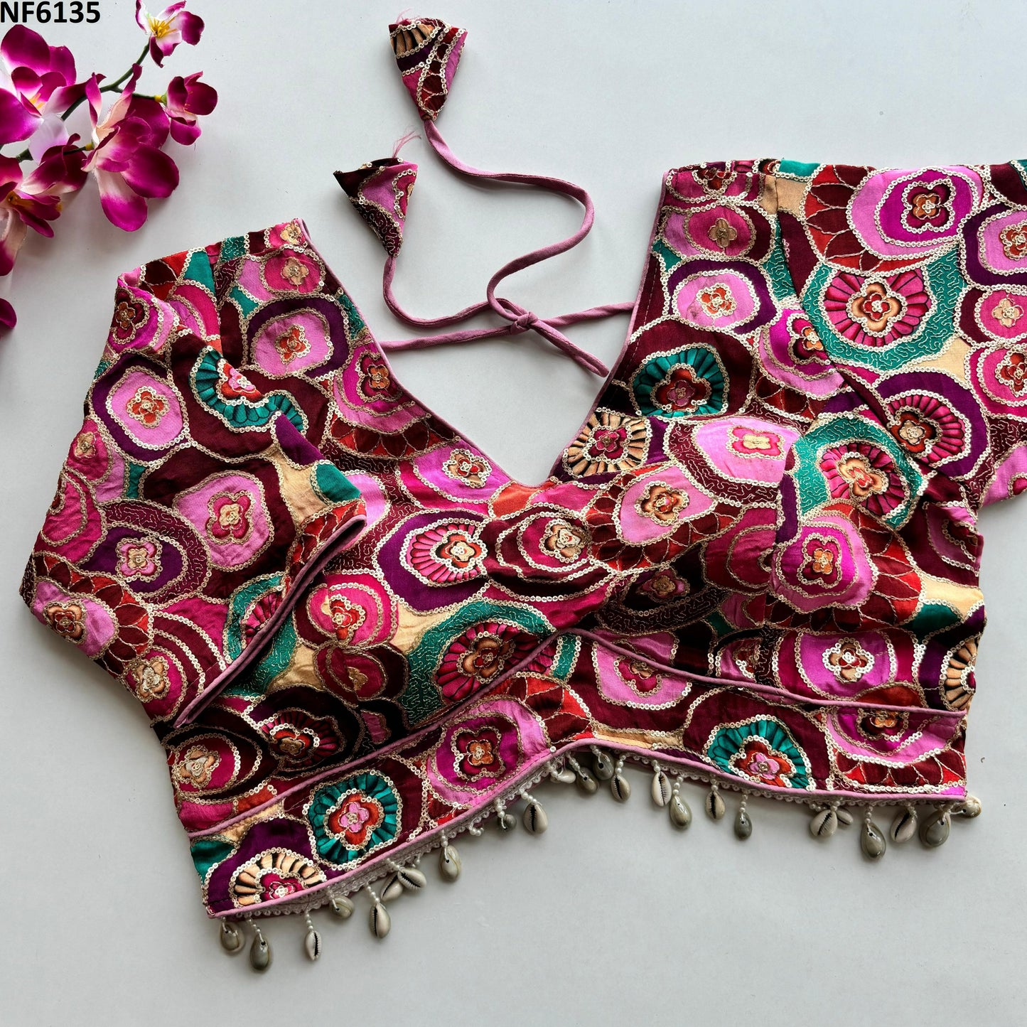 Nf6135 Vmk Kaudi Lace Blouse