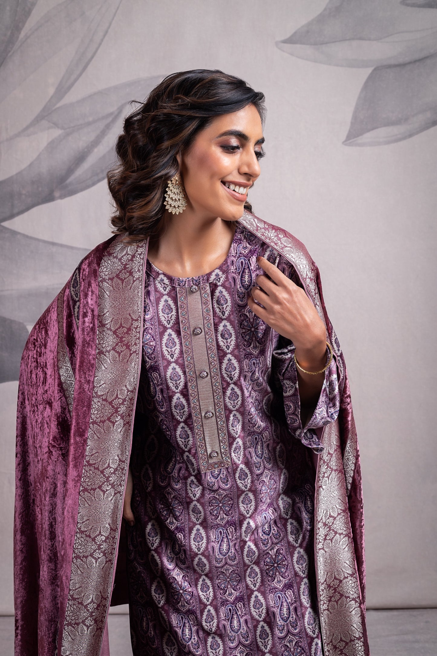 Nilan Naariti Handwork Velvet Suits