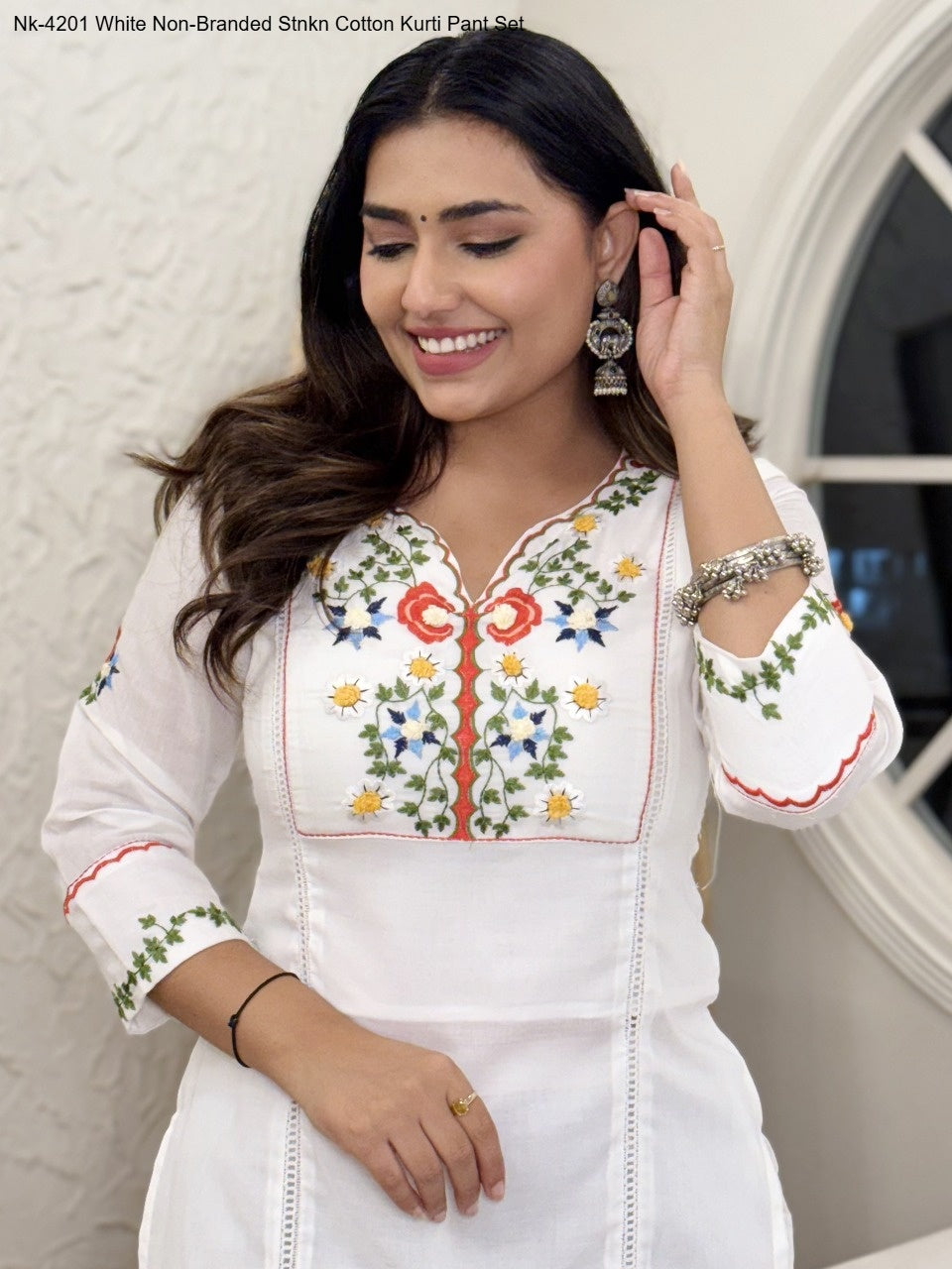 Nk-4201 White Non-Branded Stnkn Cotton Kurti Pant Set