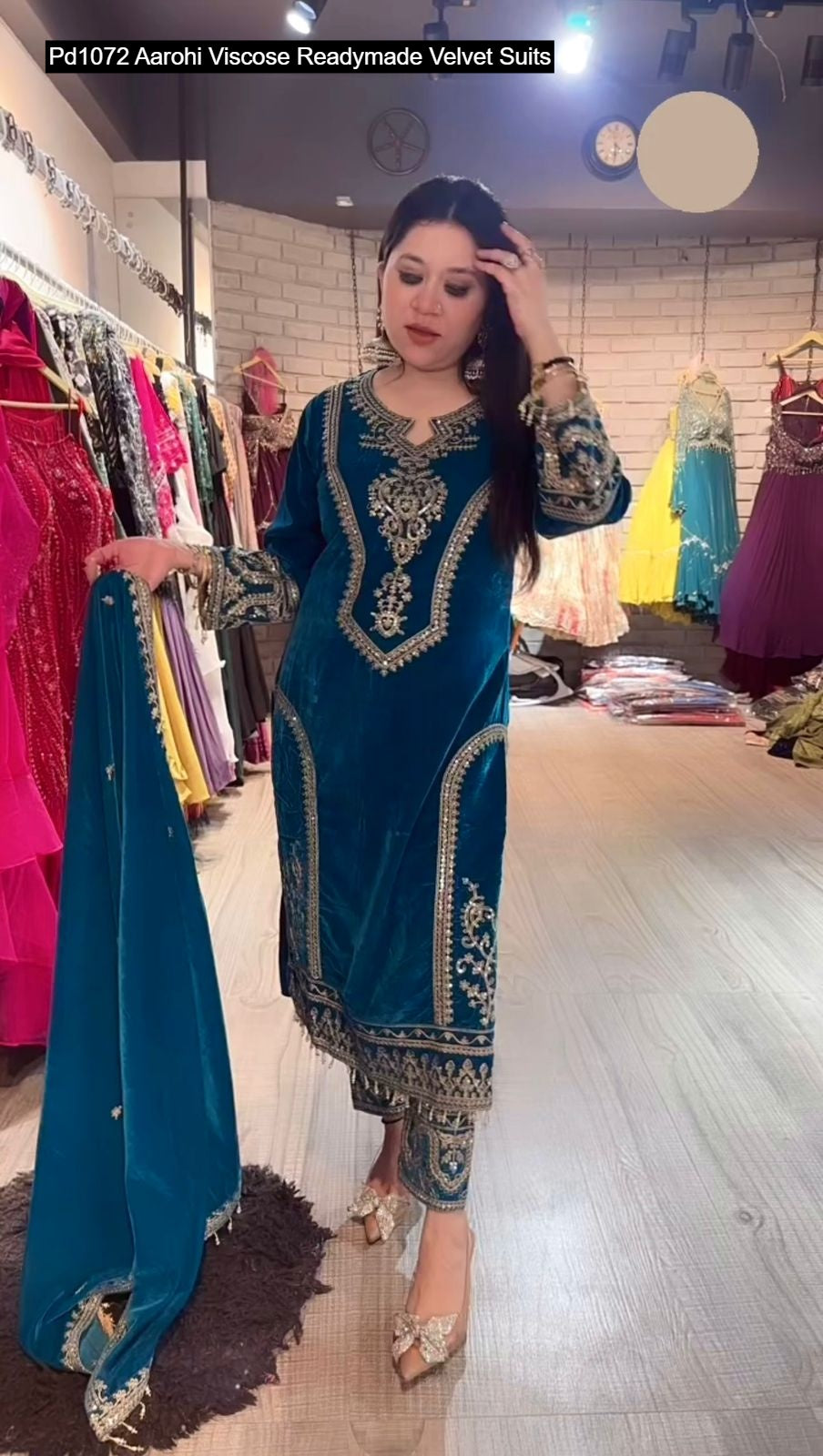 Pd1072 Aarohi Viscose Readymade Velvet Suits
