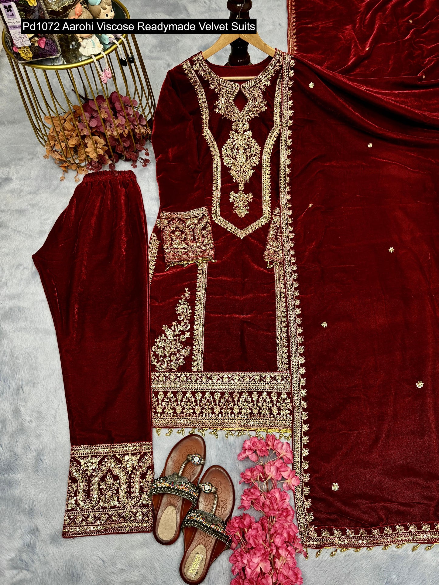 Pd1072 Aarohi Viscose Readymade Velvet Suits