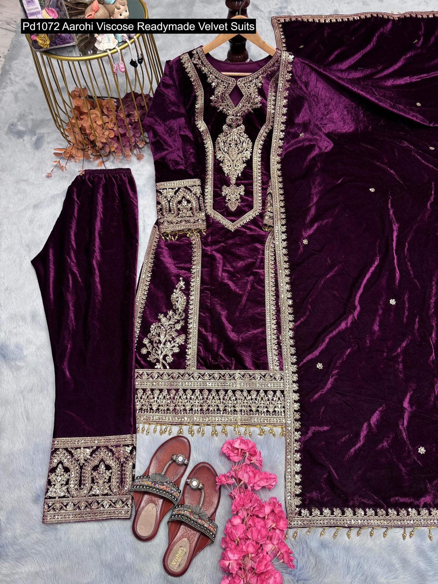 Pd1072 Aarohi Viscose Readymade Velvet Suits