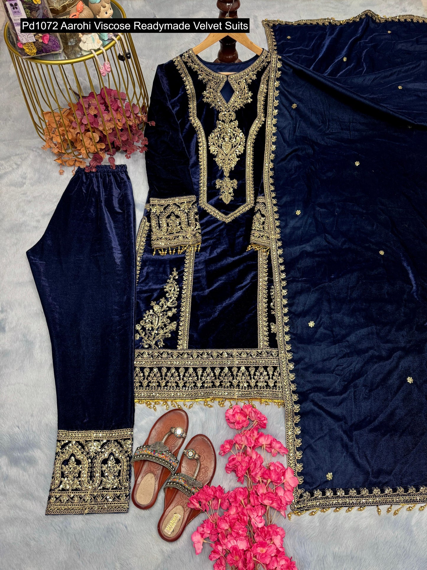 Pd1072 Aarohi Viscose Readymade Velvet Suits